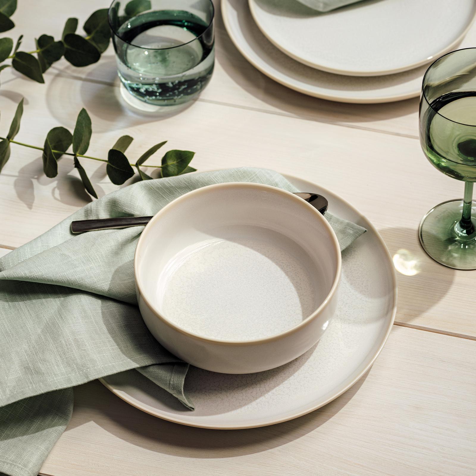 Crafted 16-Piece Dinnerware Set, Service for 4 2 Crafted 16-Piece Dinnerware Set, Service for 4