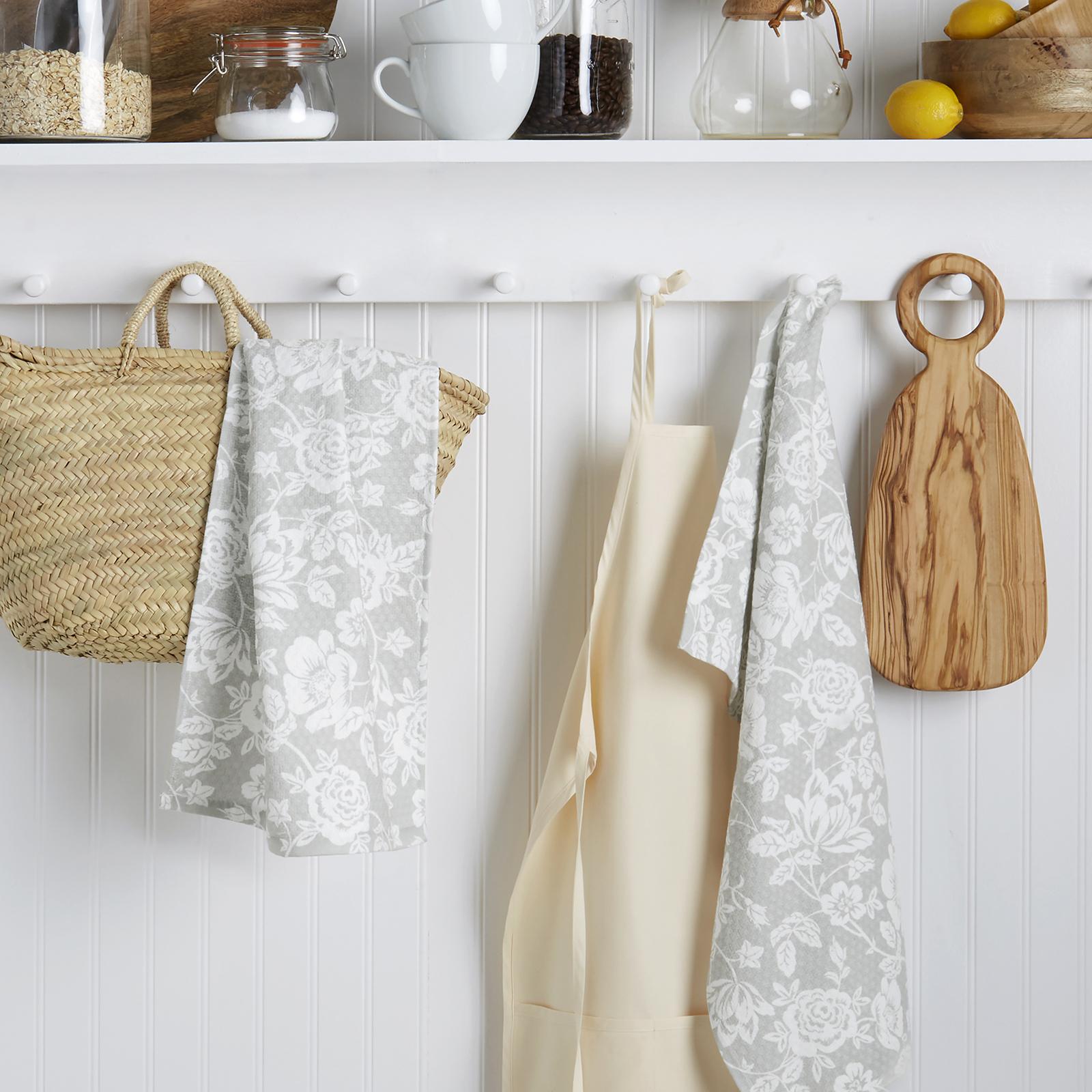 Floral Vine Kitchen Towel, Set of 2 5 Floral Vine Kitchen Towel, Set of 2
