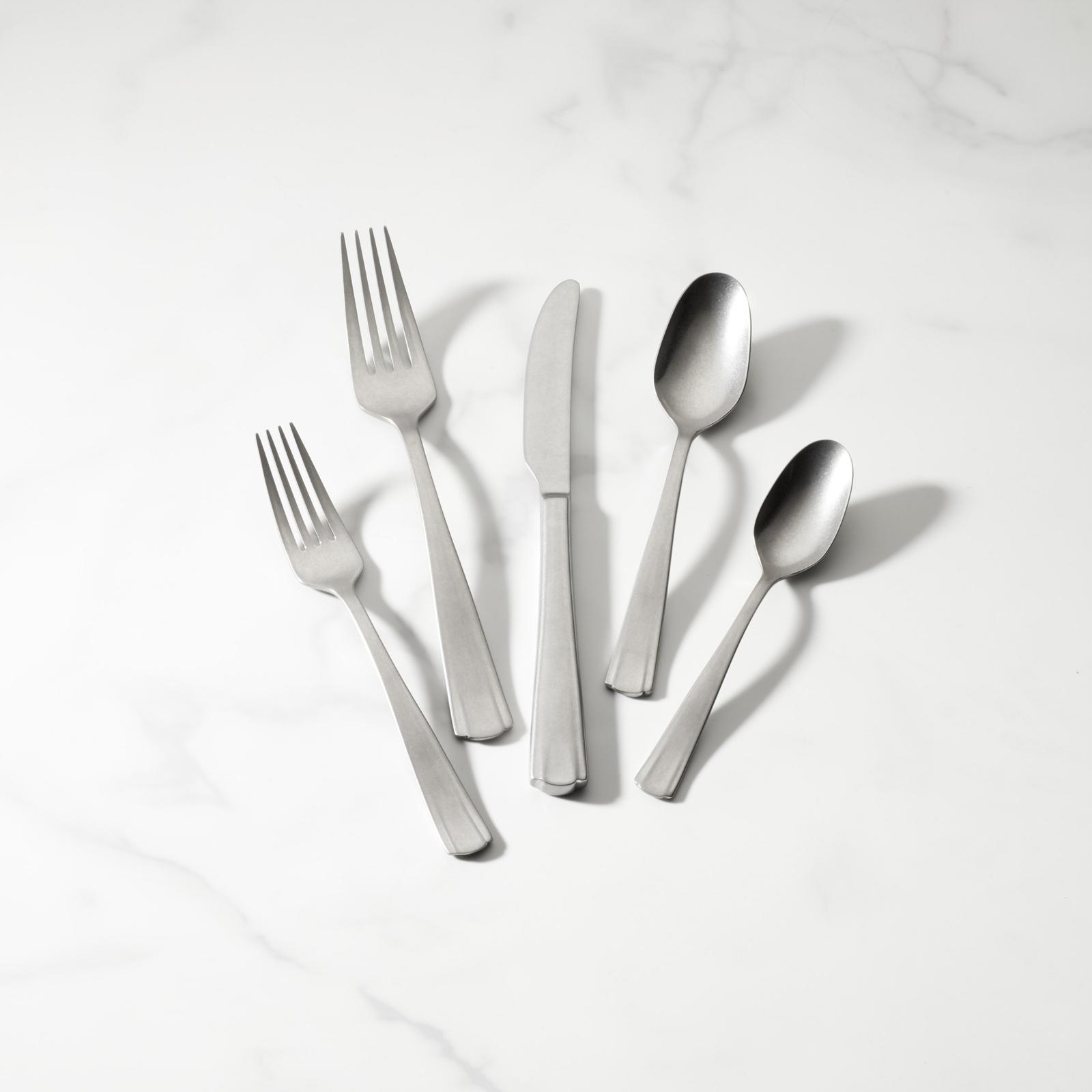 French Perle Scallop 65-Piece Flatware Set, Service for 12