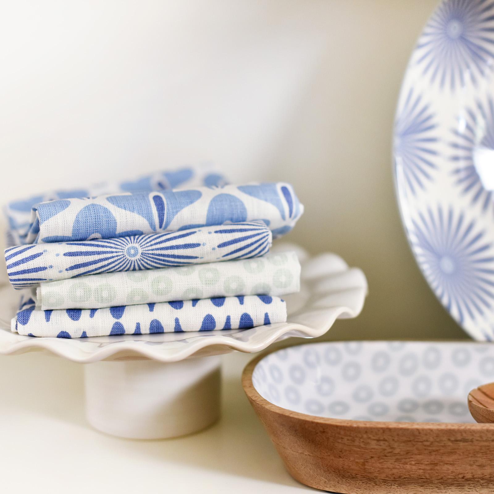 Iris Blue Sprout Kitchen Towel, Set of 2 3 Iris Blue Sprout Kitchen Towel, Set of 2