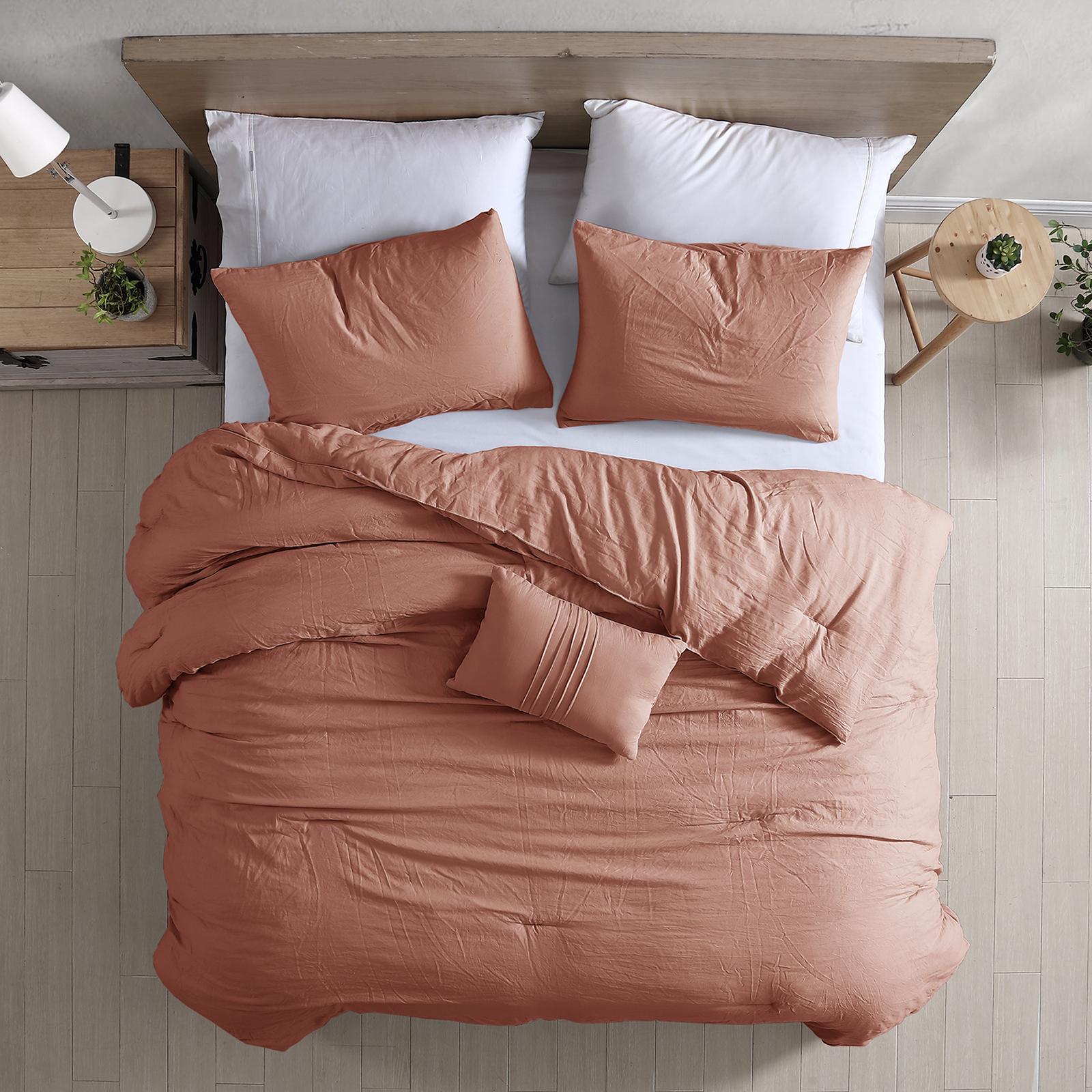 Garment Washed 4-Piece Beck Comforter Set 3 Garment Washed 4-Piece Beck Comforter Set