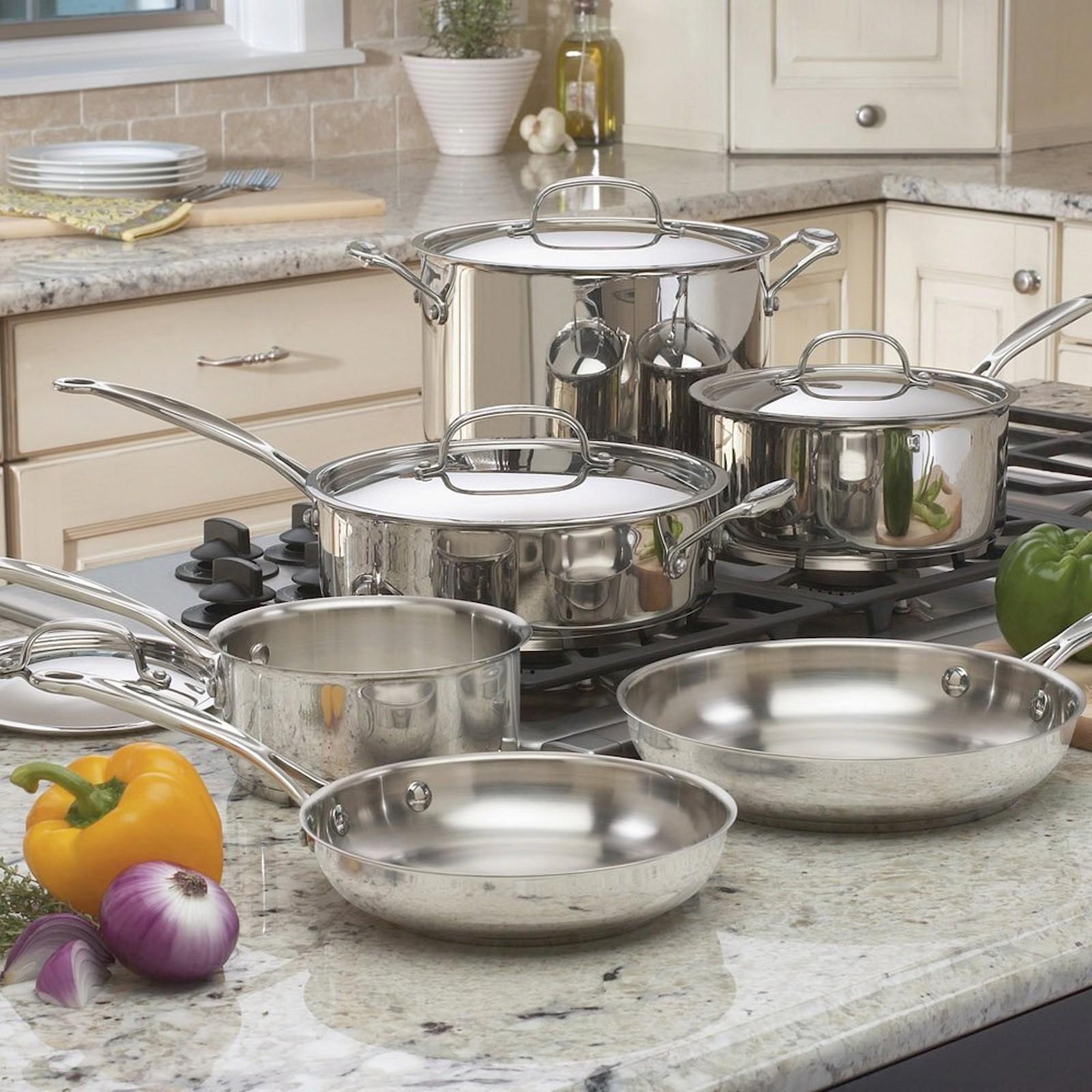 Chef's Classic 10-Piece Cookware Set 77-10P1 1 Chef's Classic 10-Piece Cookware Set 77-10P1