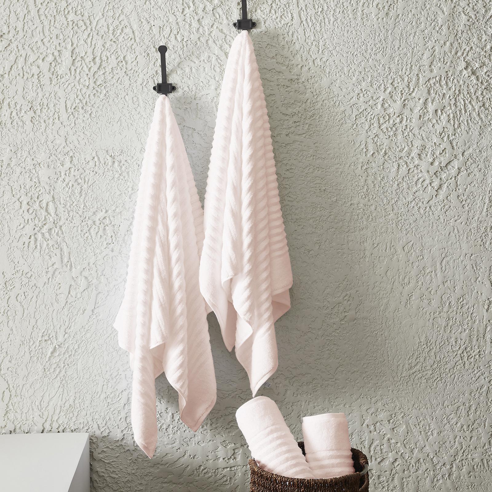 Karina 6-Piece Combed Cotton Bath Towel Set 2 Karina 6-Piece Combed Cotton Bath Towel Set