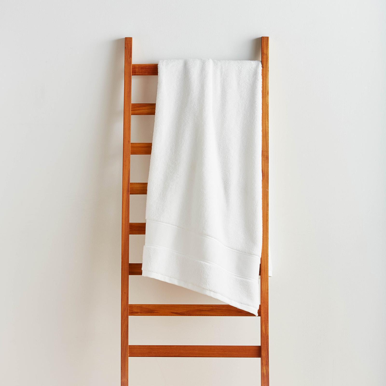 Sanders Bath Towel 2 Sanders Bath Towel