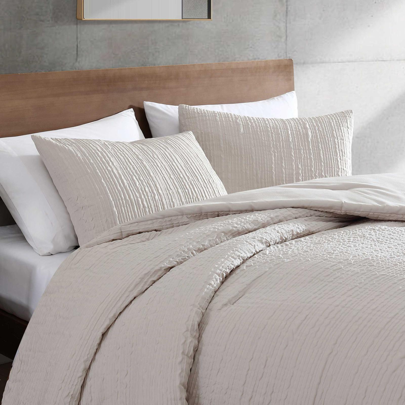 Serenity Wavy Lines 3-Piece Comforter Set 1 Serenity Wavy Lines 3-Piece Comforter Set
