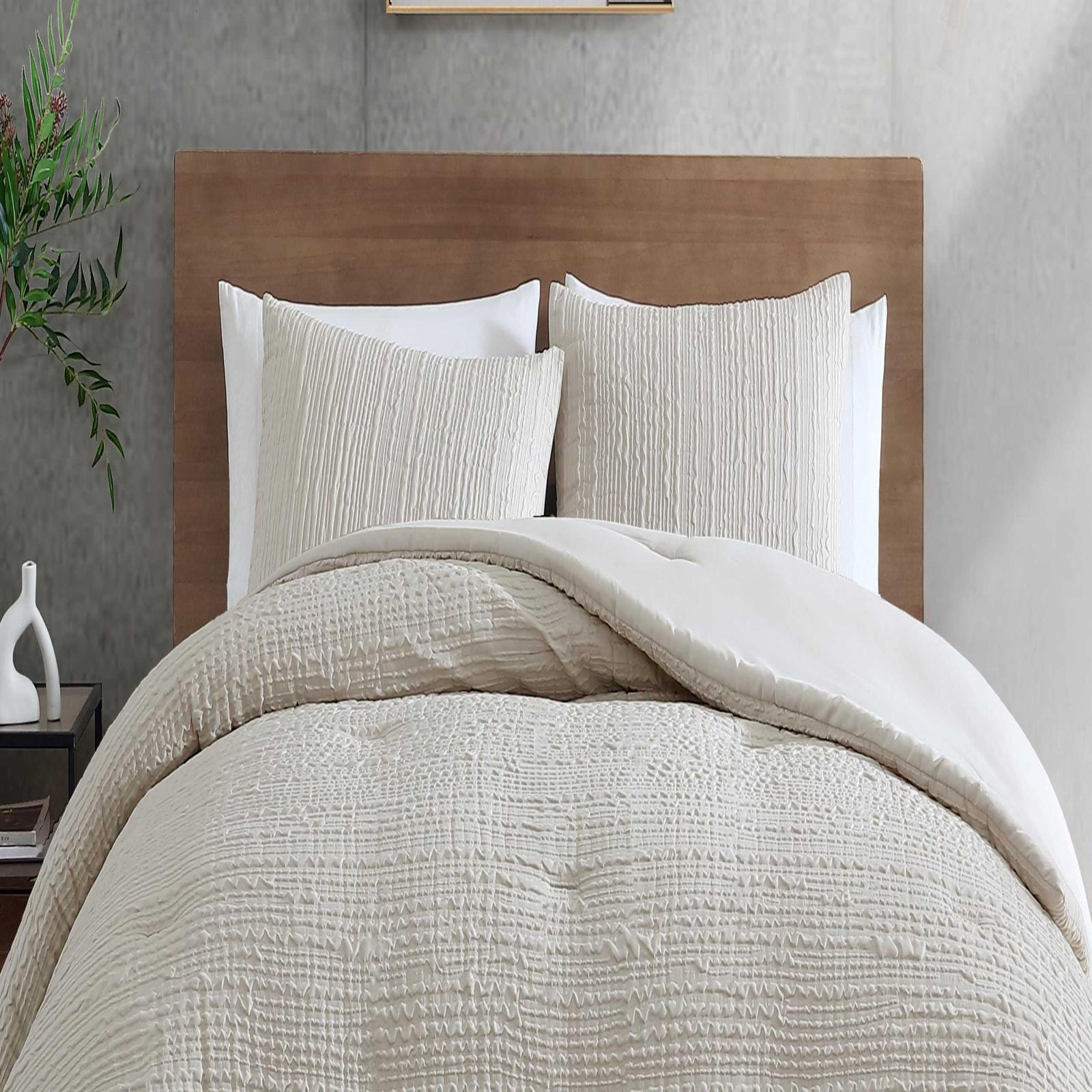 Serenity Wavy Lines 3-Piece Comforter Set 6 Serenity Wavy Lines 3-Piece Comforter Set