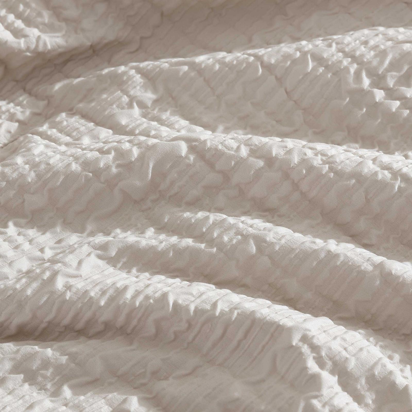 Serenity Wavy Lines 3-Piece Comforter Set 8 Serenity Wavy Lines 3-Piece Comforter Set
