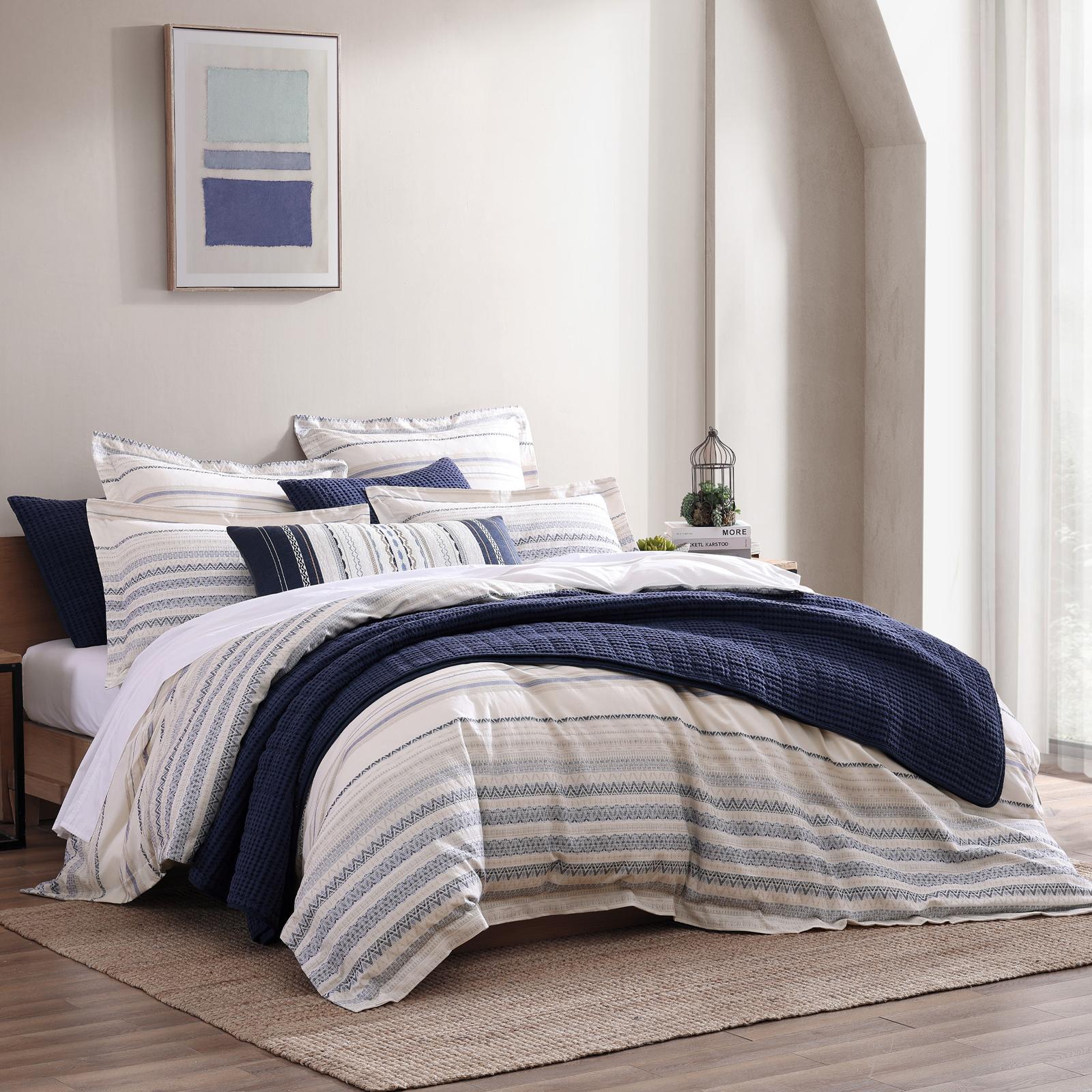 Mills Waffle 3-Piece Quilt Set 5 Mills Waffle 3-Piece Quilt Set