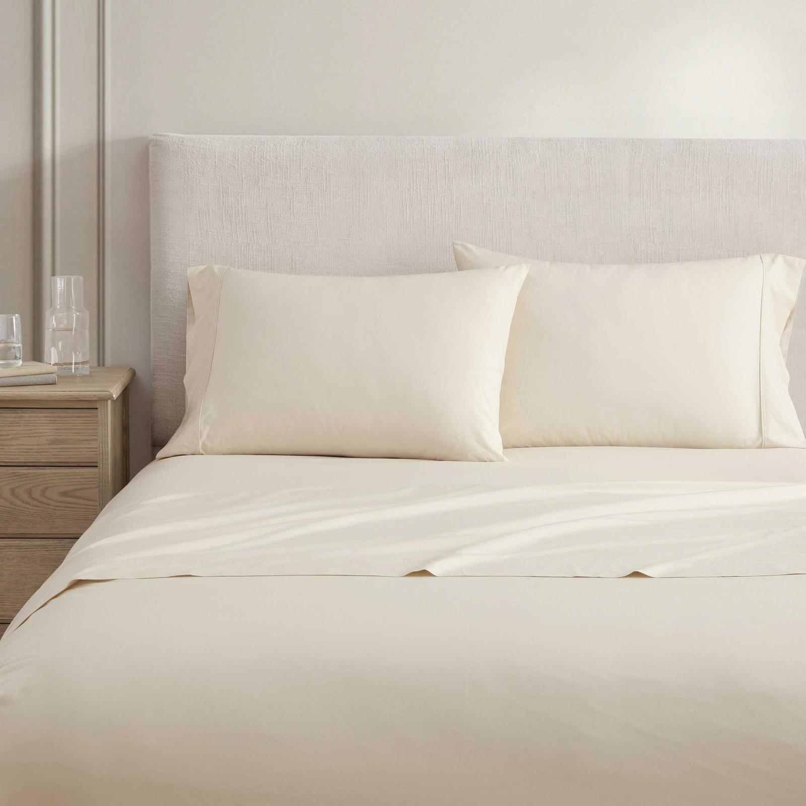 The Skylands Cotton Percale 4-Piece Sheet Set