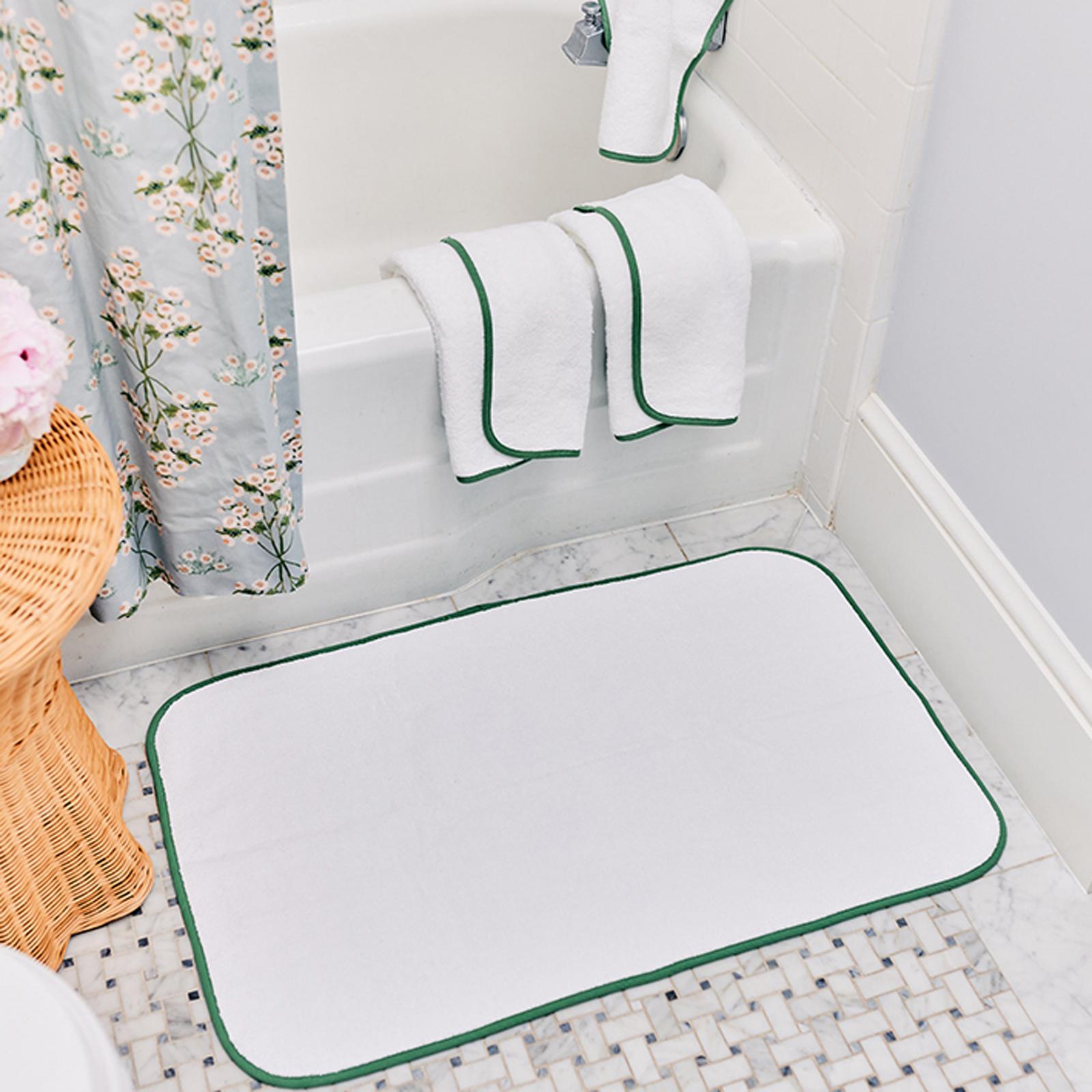 The Newlywed 4-Piece Bath Towel Set 4 The Newlywed 4-Piece Bath Towel Set