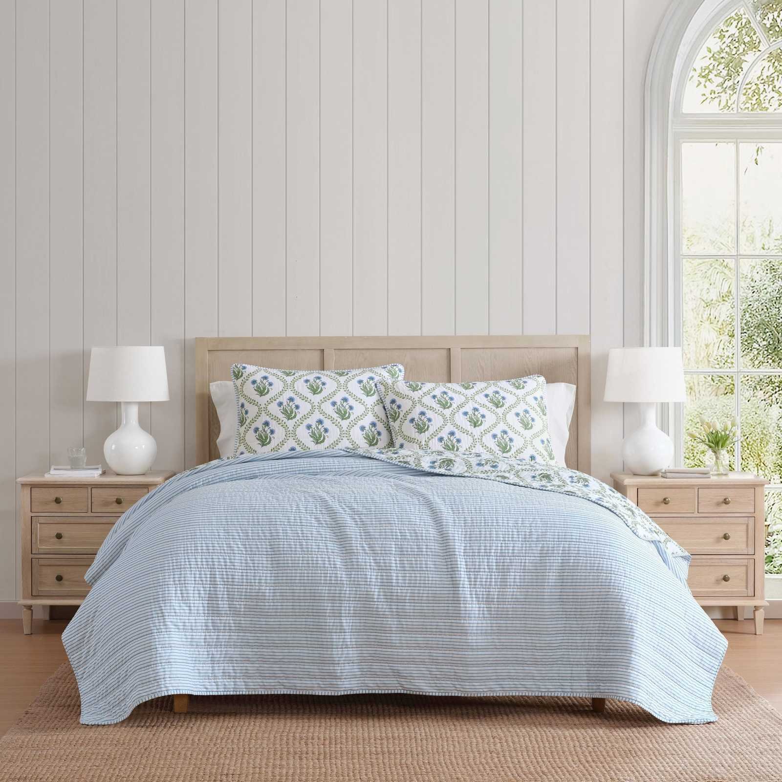 Chloe Cotton Percale 3-Piece Quilt Set 3 Chloe Cotton Percale 3-Piece Quilt Set