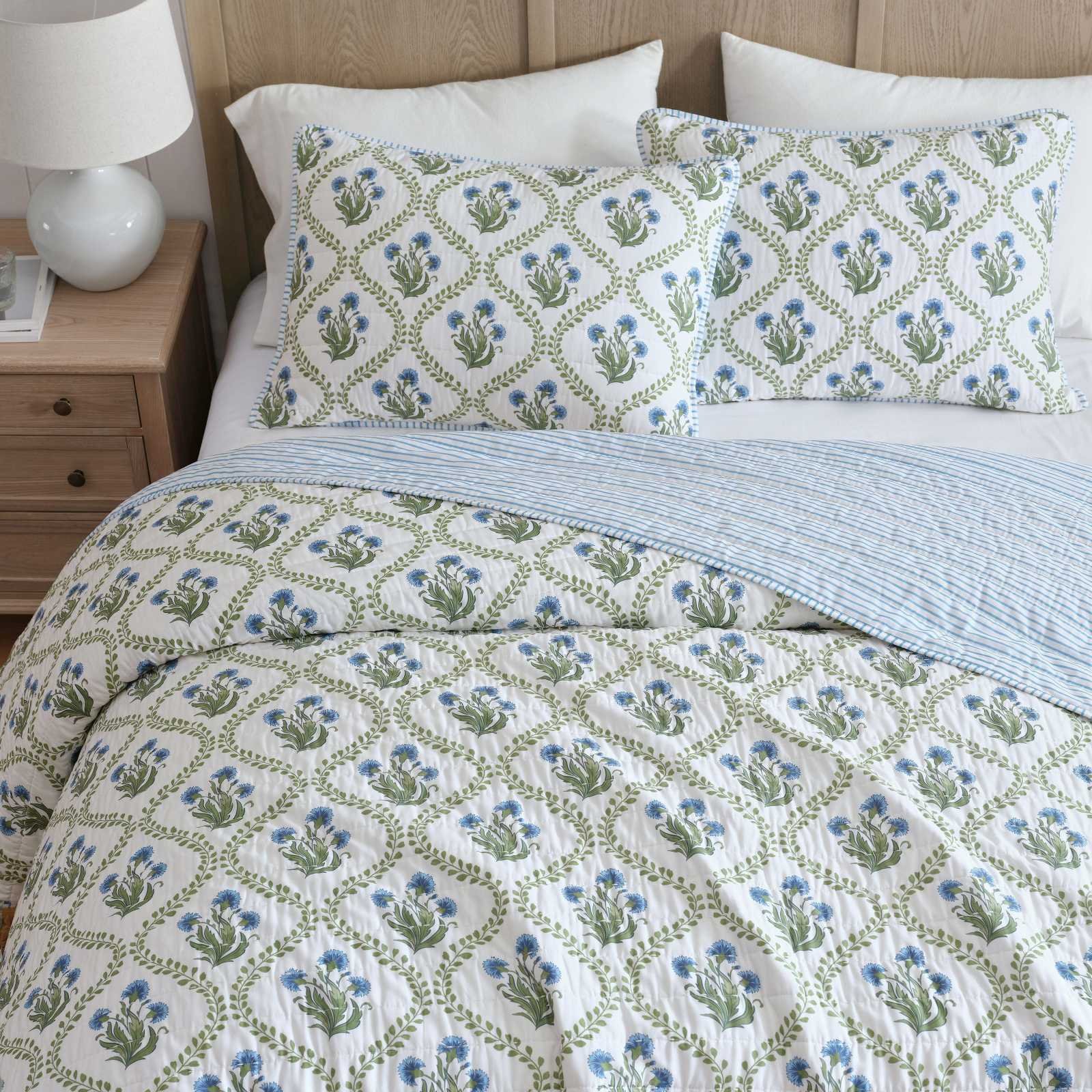 Chloe Cotton Percale 3-Piece Quilt Set 6 Chloe Cotton Percale 3-Piece Quilt Set
