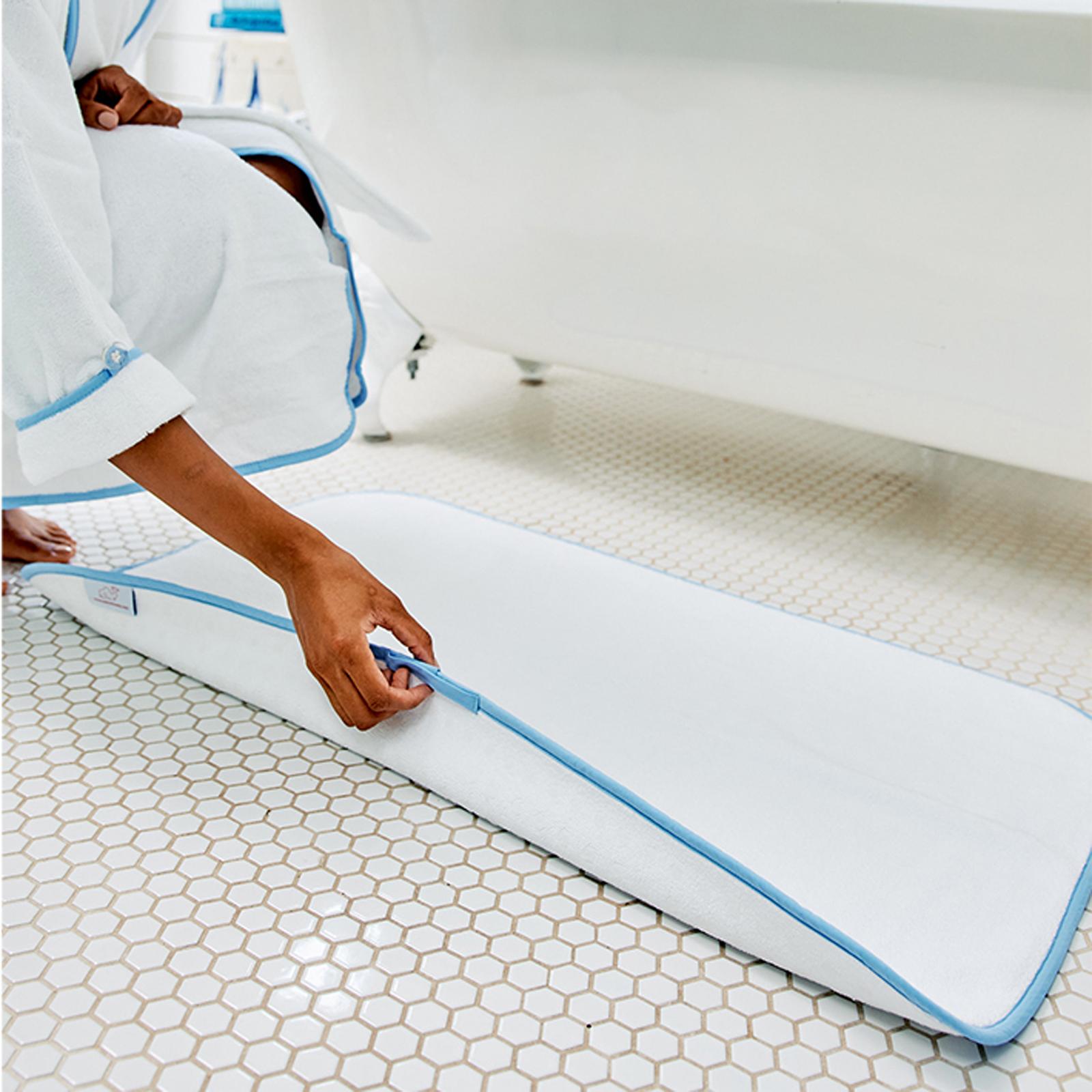 Signature Bath Mat 1 Signature Bath Mat
