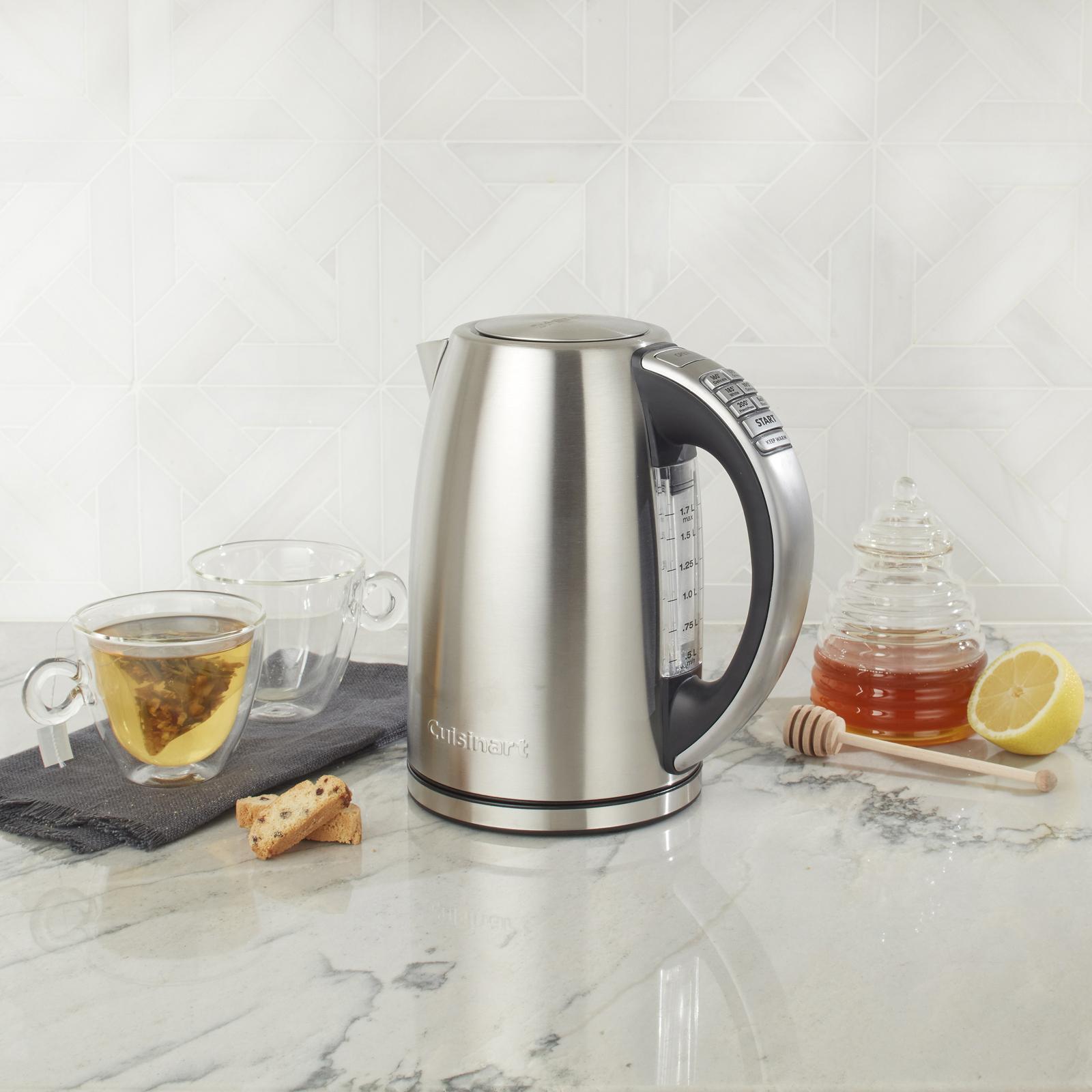 1.7 L PerfectTemp Cordless Electric Kettle CPK-17P1 1 1.7 L PerfectTemp Cordless Electric Kettle CPK-17P1