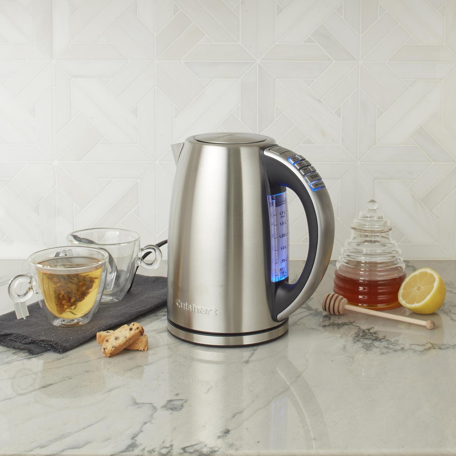 1.7 L PerfectTemp Cordless Electric Kettle CPK-17P1 2 1.7 L PerfectTemp Cordless Electric Kettle CPK-17P1