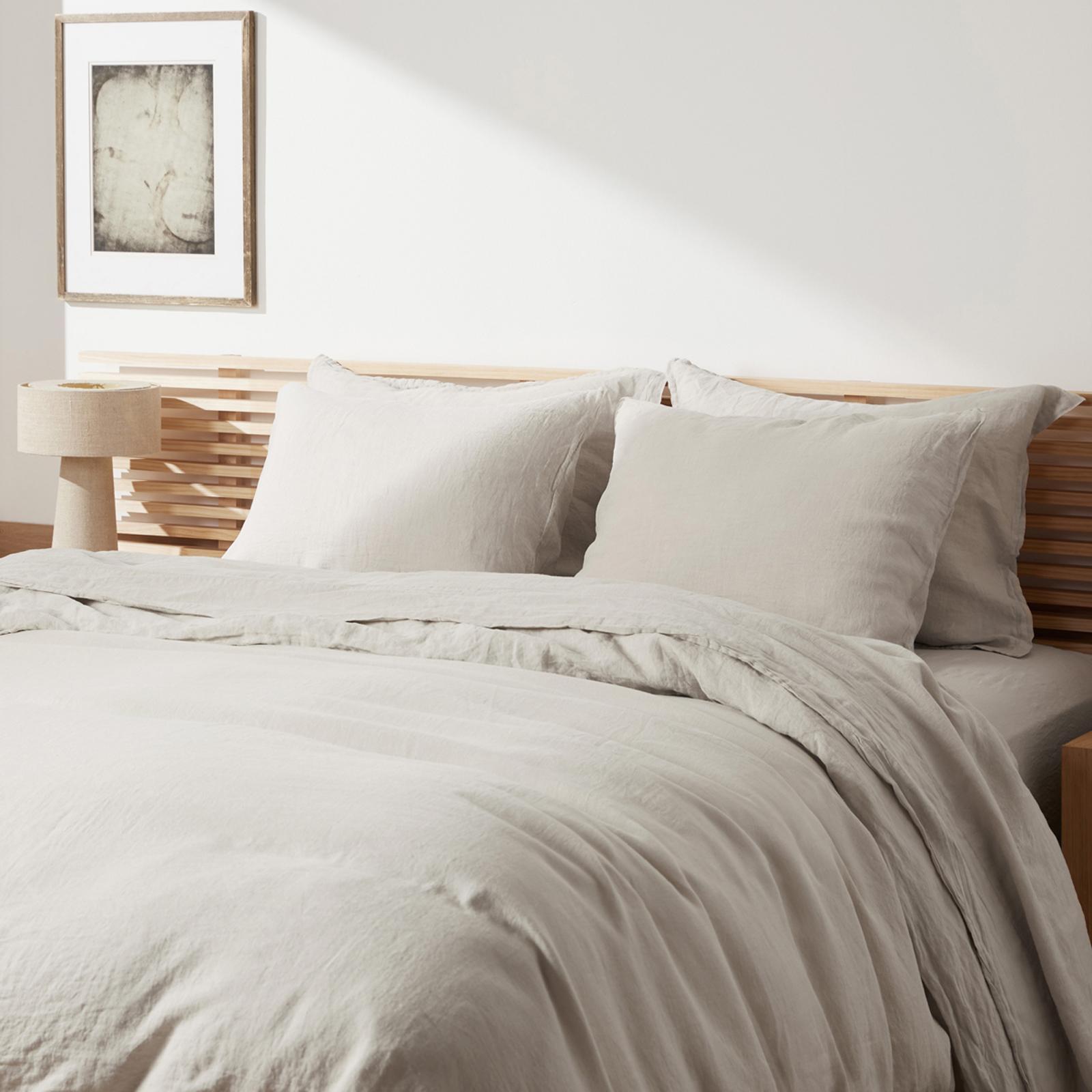4-Piece European Flax Linen Sheet Set 1 4-Piece European Flax Linen Sheet Set