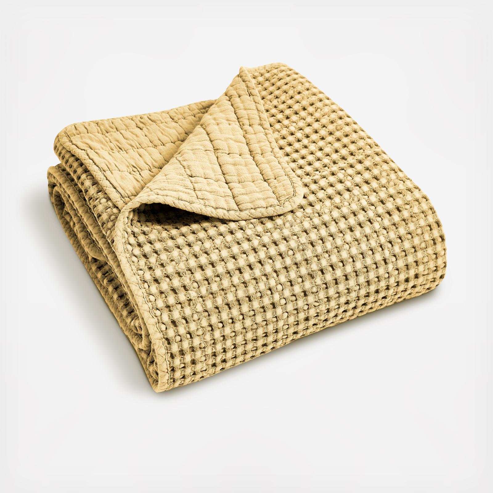 Mills Waffle 3-Piece Bedspread Set 2 Mills Waffle 3-Piece Bedspread Set