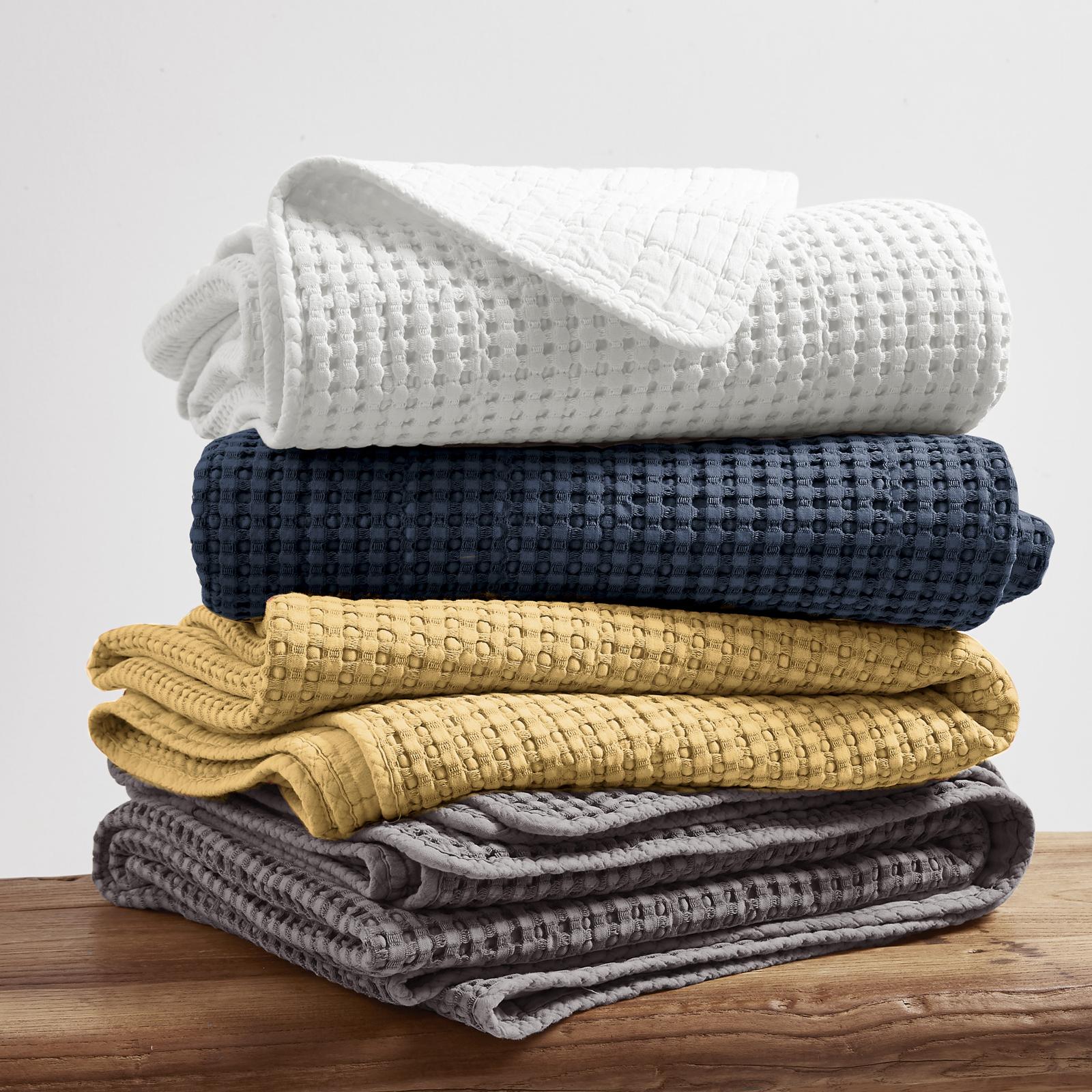 Mills Waffle 3-Piece Bedspread Set 6 Mills Waffle 3-Piece Bedspread Set