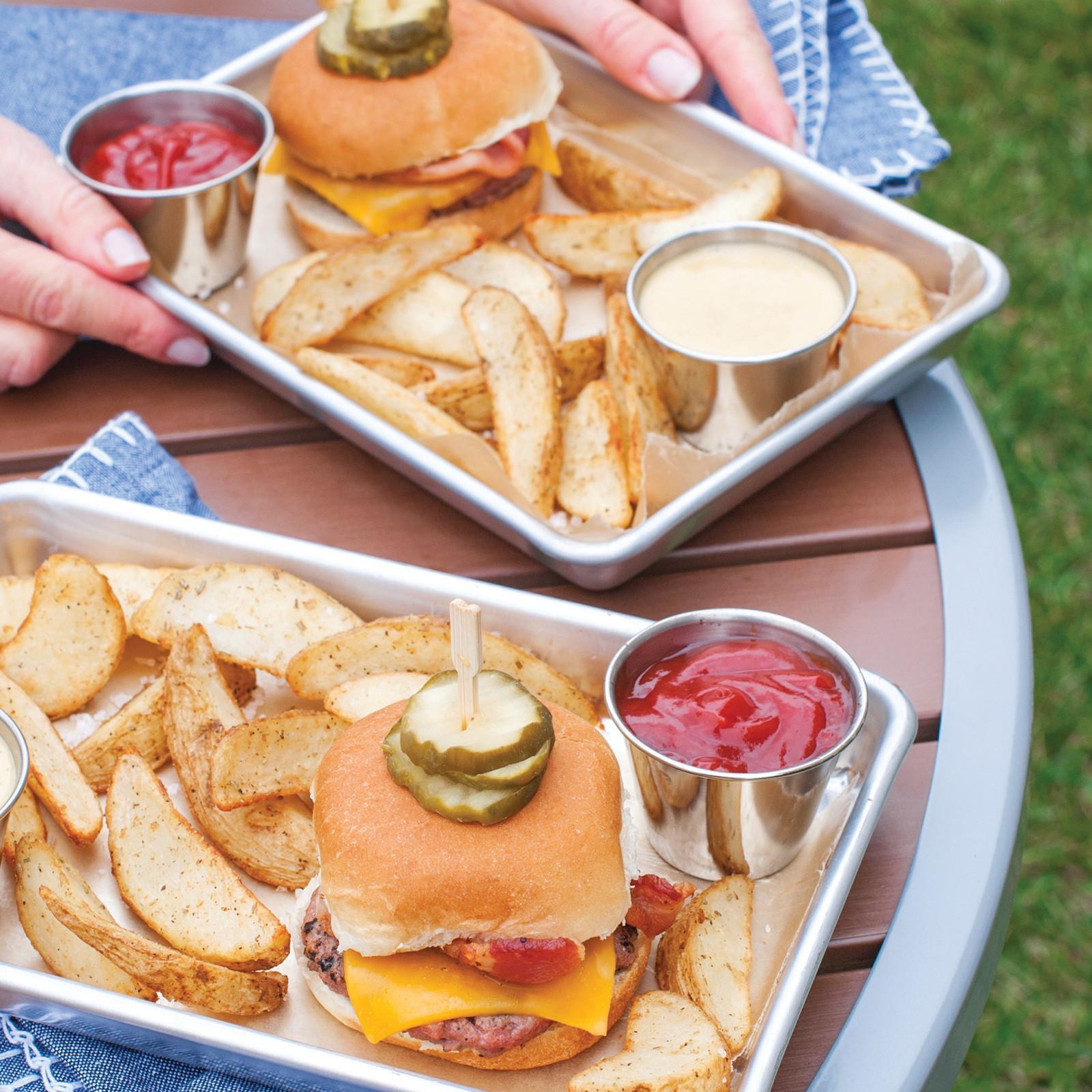 Burger Serving Tray, Set of 2 2 Burger Serving Tray, Set of 2