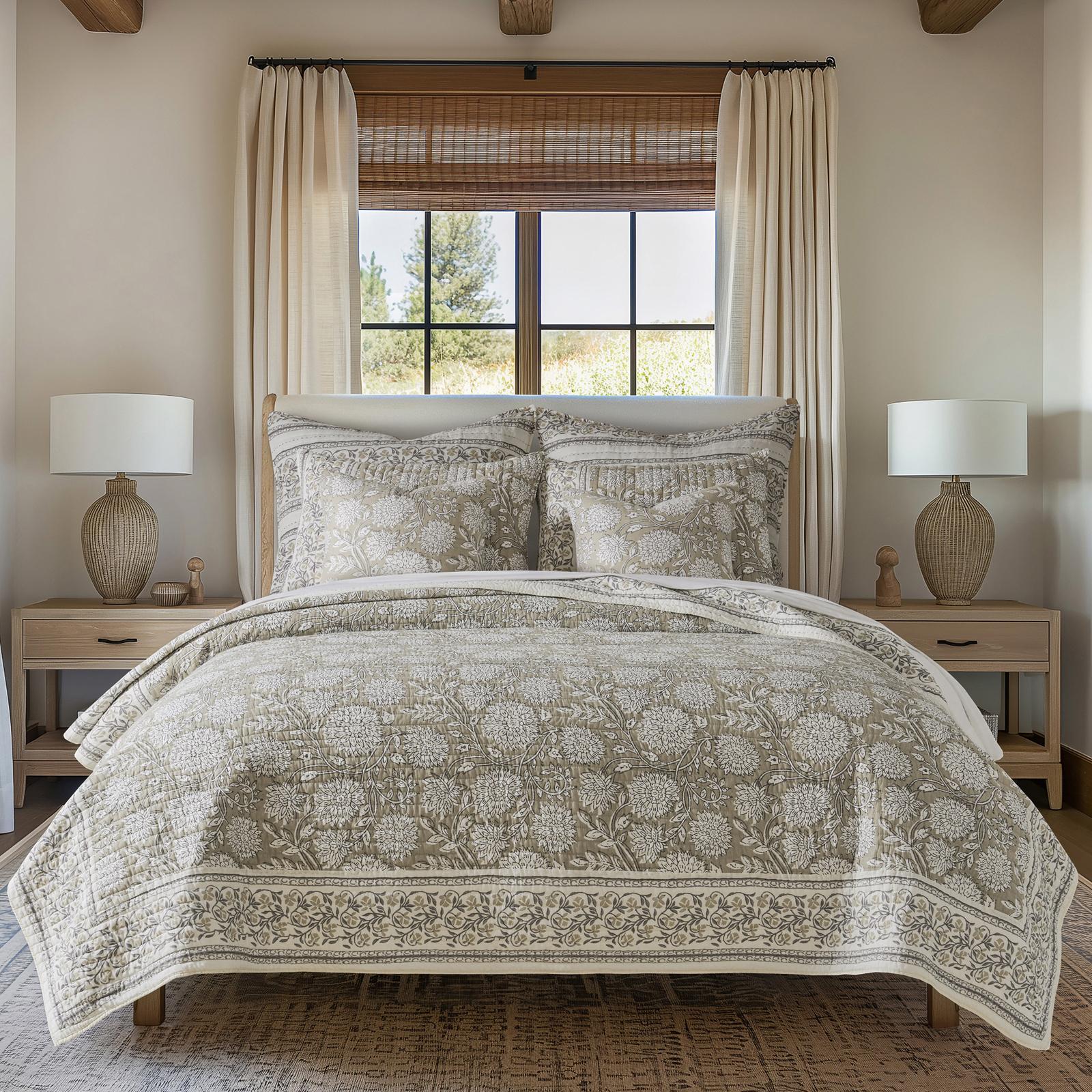 Adare 3-Piece Reversible Quilt Set 1 Adare 3-Piece Reversible Quilt Set