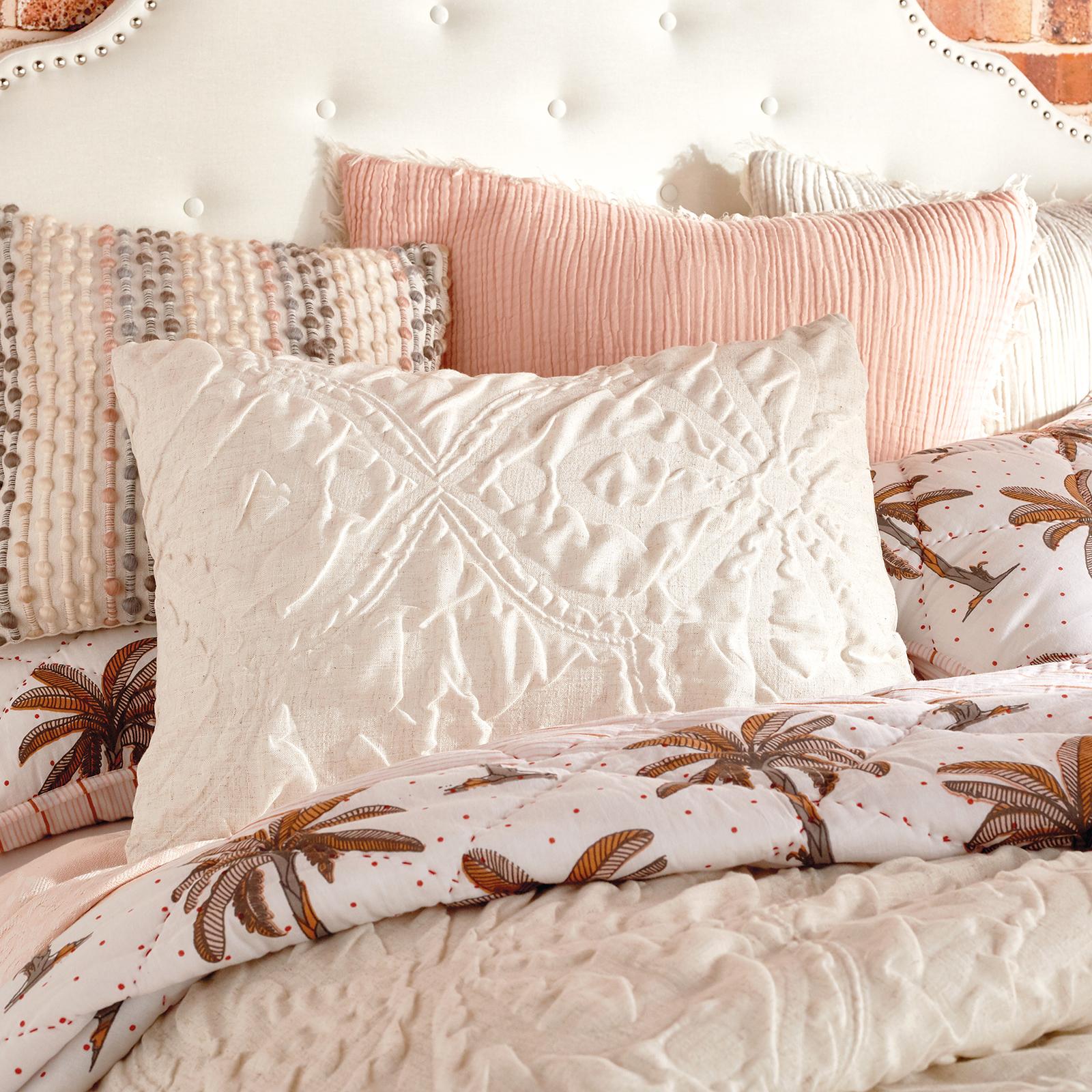 Vintage Tile 3-Piece Comforter Set