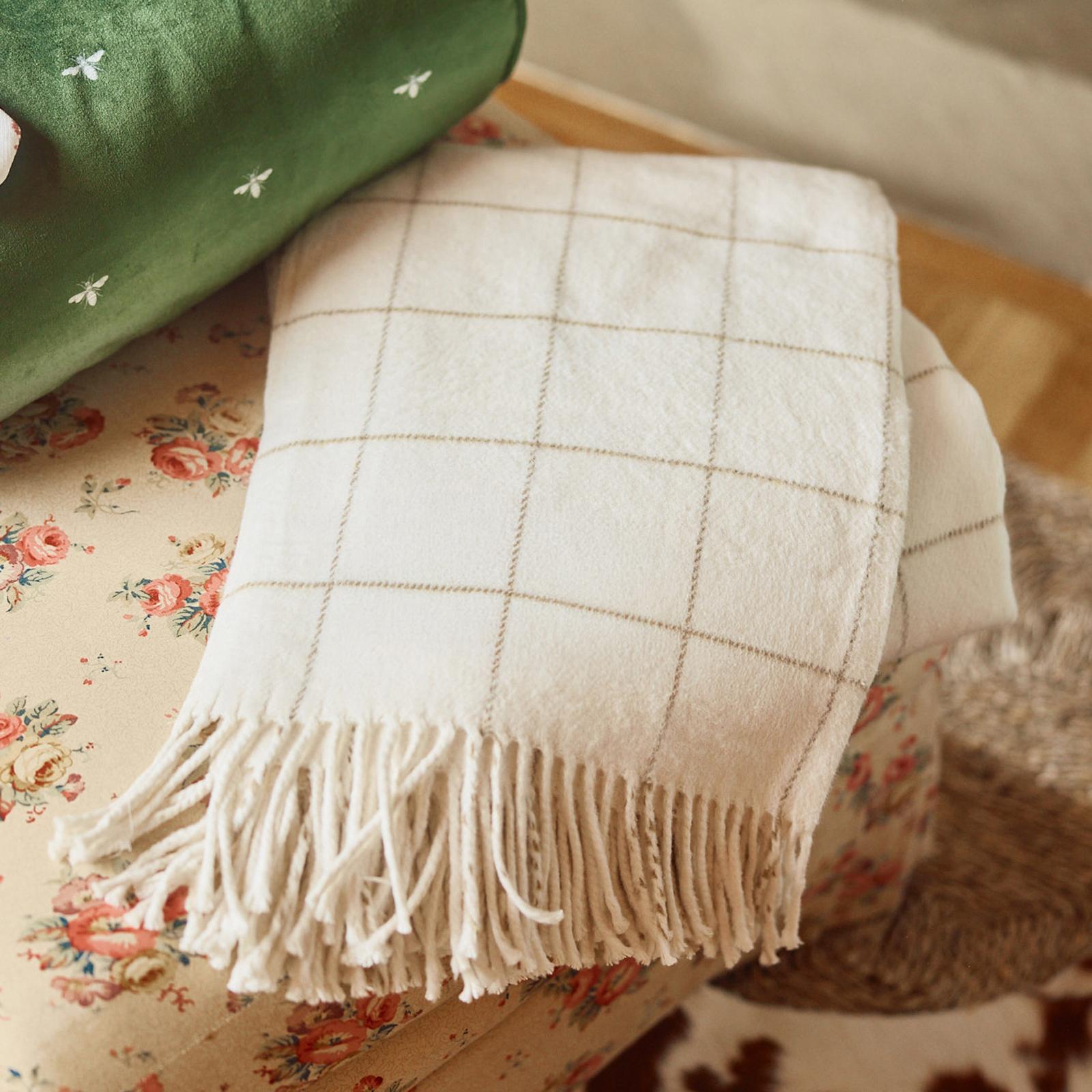 Throw Blanket 1 Throw Blanket