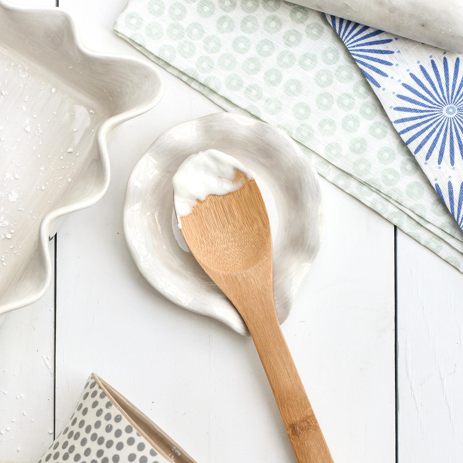 Signature Ruffle Spoon Rest 1 Signature Ruffle Spoon Rest
