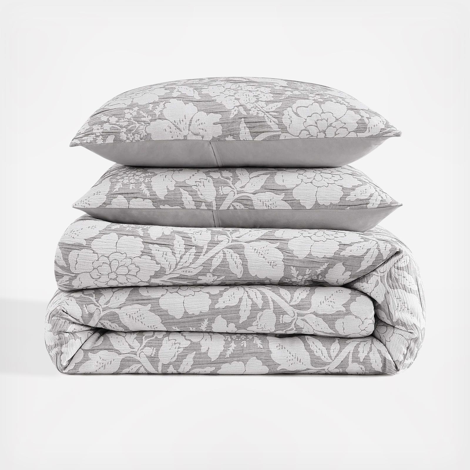 Redding Floral Spandex Matelassé Jacquard- 3-Piece Comforter Set