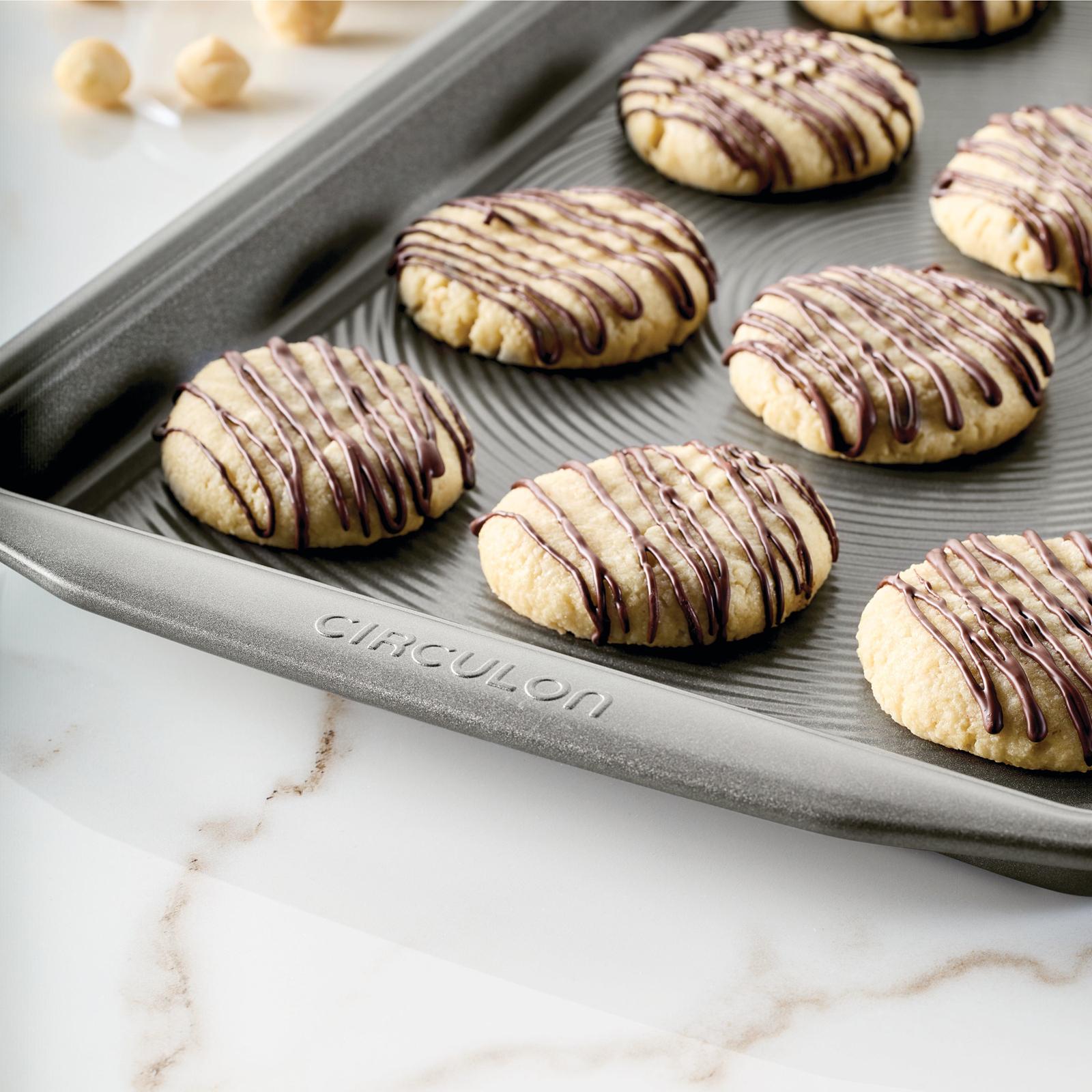 Nonstick Cookie Sheet Pan, Set of 2 6 Nonstick Cookie Sheet Pan, Set of 2