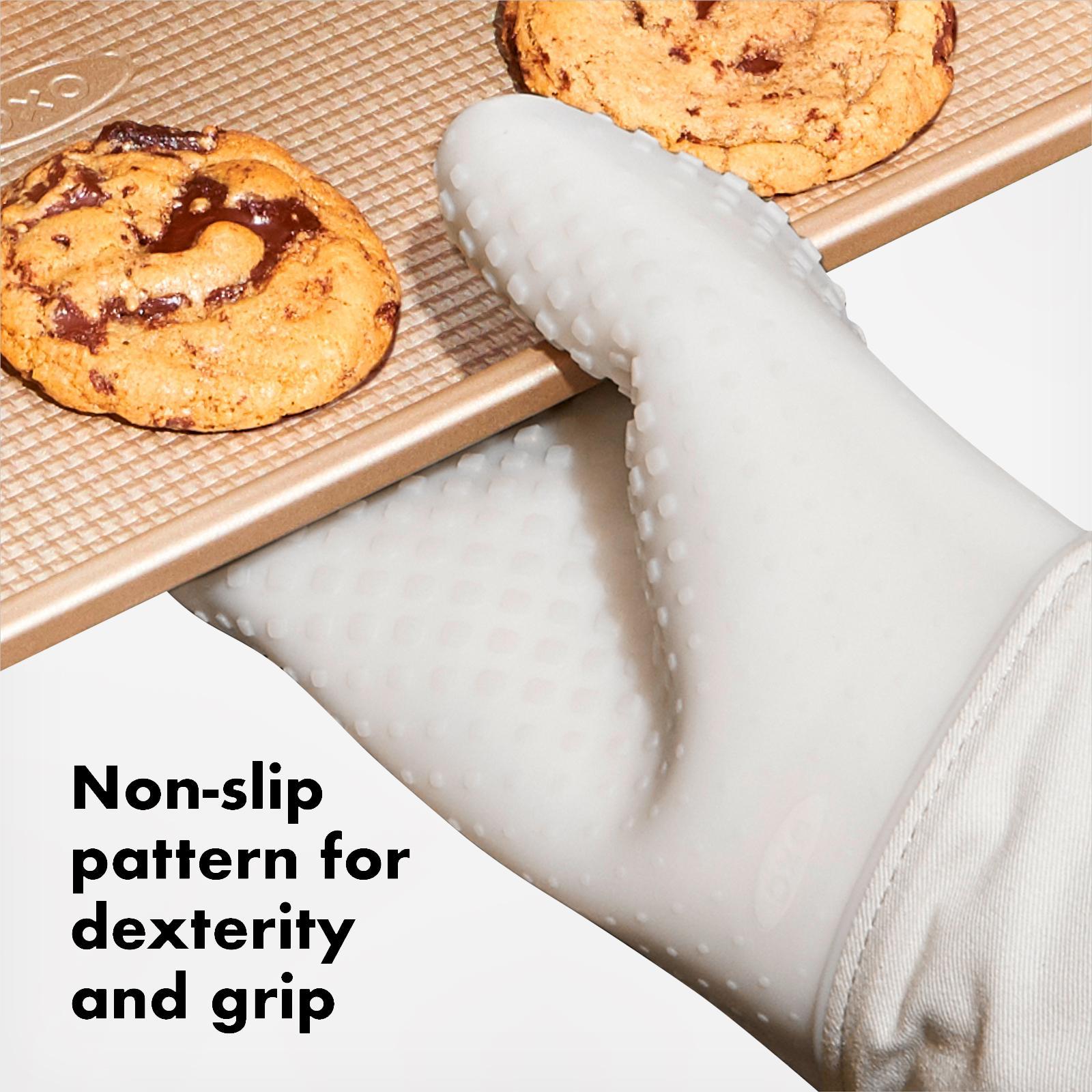 Good Grips Oven Mitt, Set of 2 2 Good Grips Oven Mitt, Set of 2