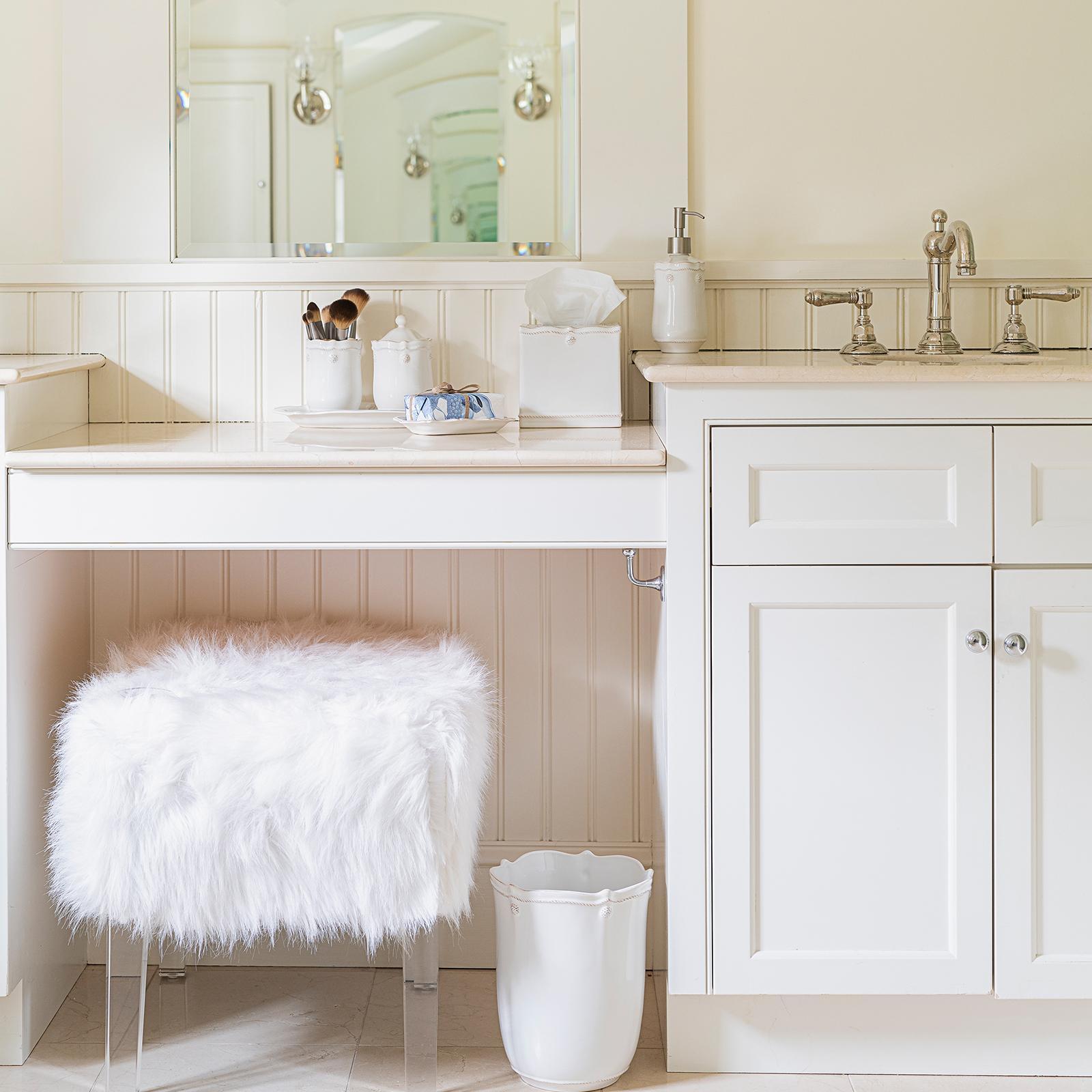 Berry & Thread 3-Piece Bathroom Essentials Set 3 Berry & Thread 3-Piece Bathroom Essentials Set