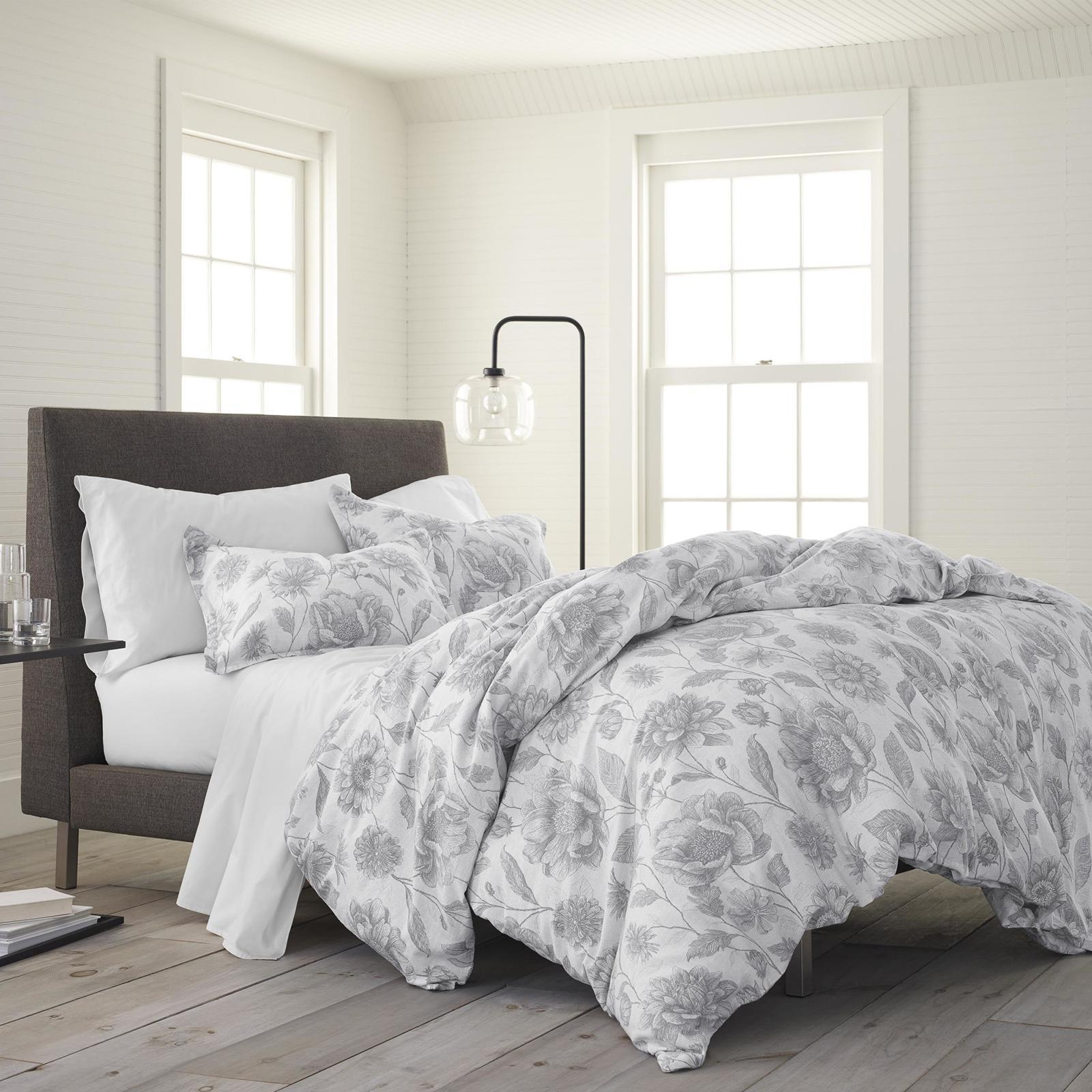 Comfort Wash Meadow Walk 3-Piece Comforter Set 1 Comfort Wash Meadow Walk 3-Piece Comforter Set
