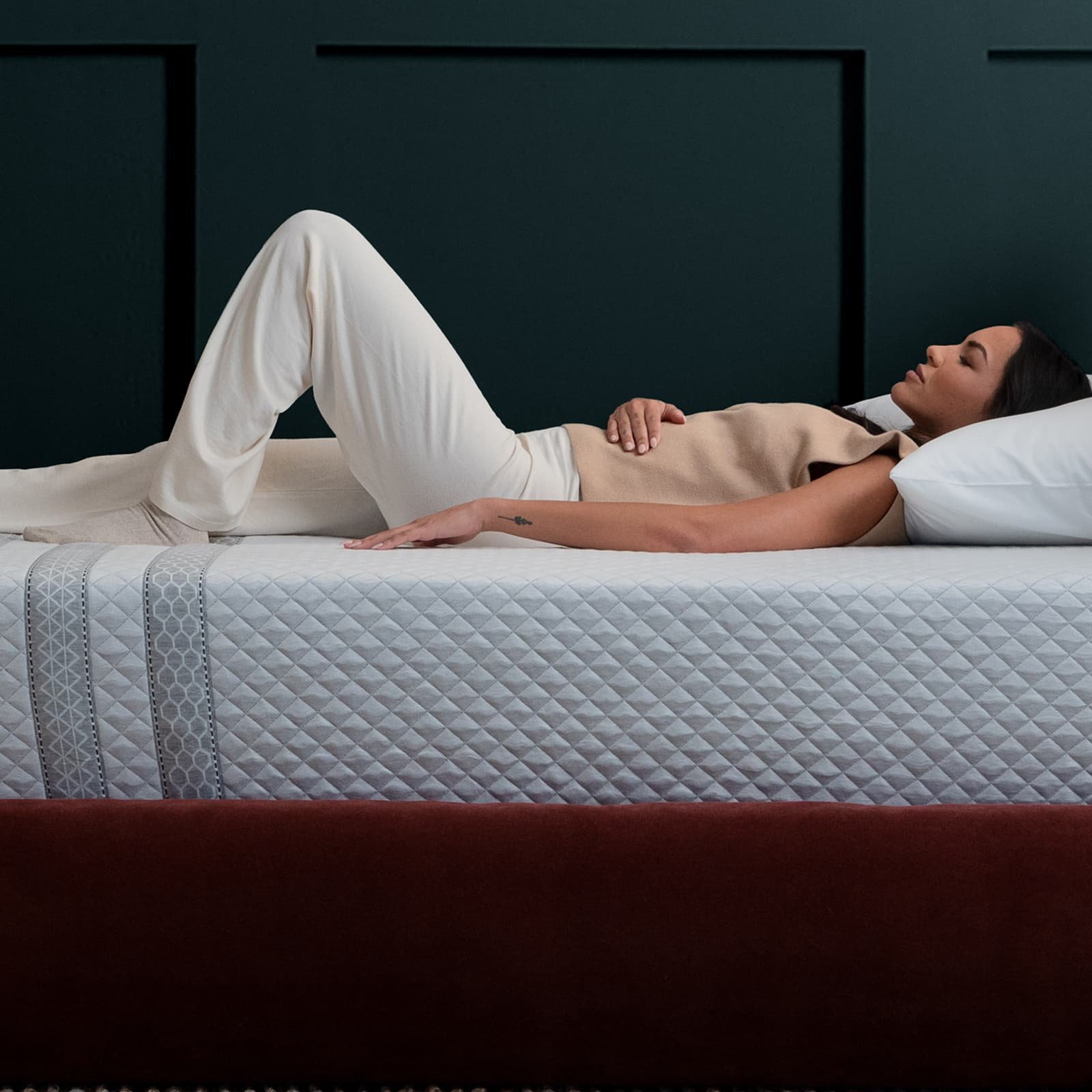 Leesa Sapira Hybrid Mattress 2 Leesa Sapira Hybrid Mattress