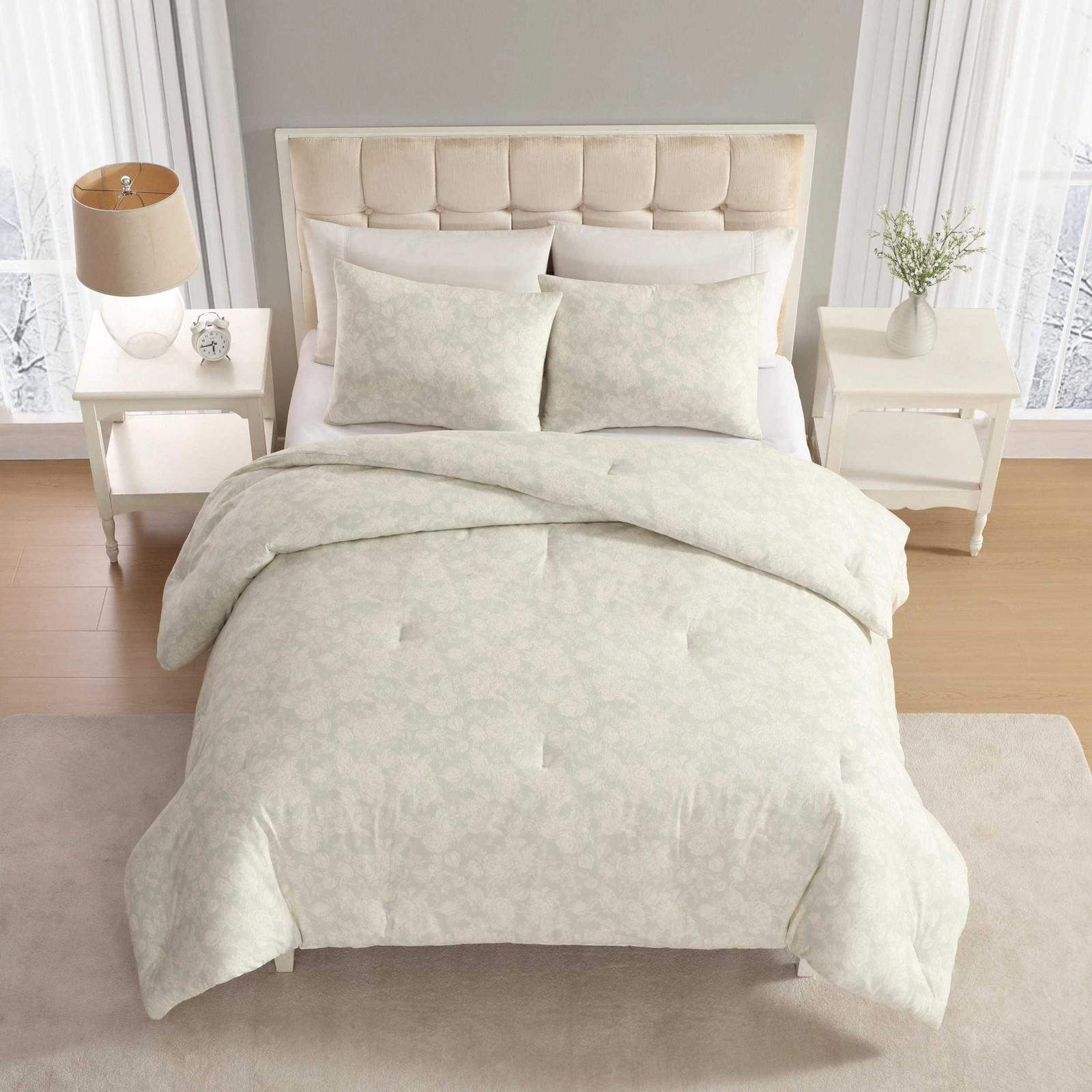 Meredith Cotton Flannel 3-Piece Comforter Set 7 Meredith Cotton Flannel 3-Piece Comforter Set