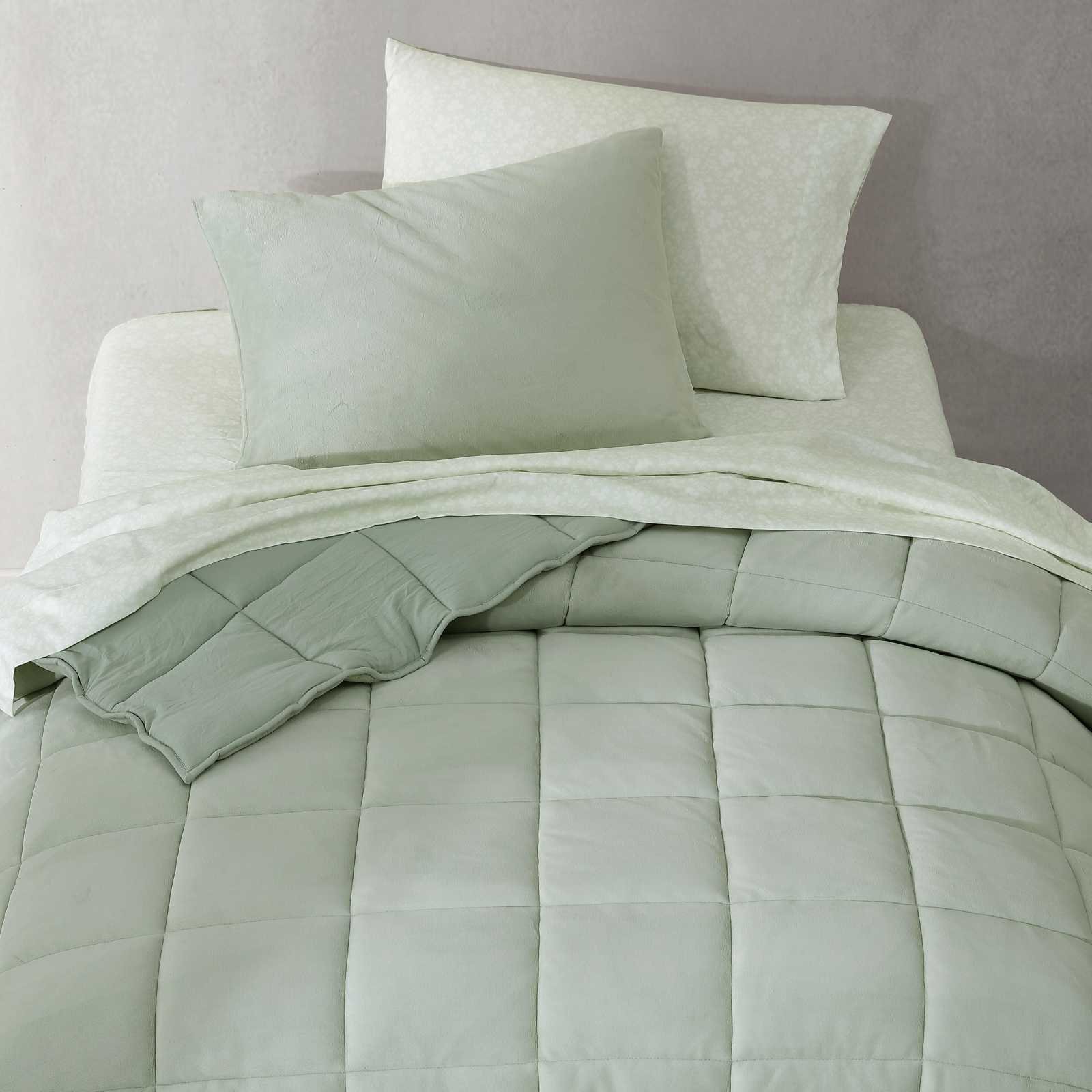 Reversible Plush Washed Microfiber 7-Piece Comforter Set 6 Reversible Plush Washed Microfiber 7-Piece Comforter Set