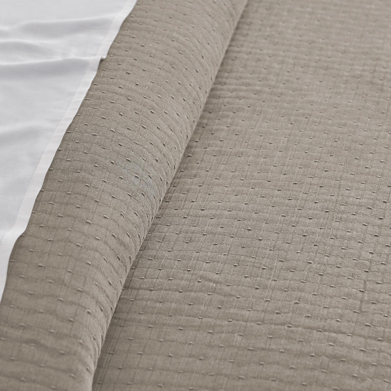 Reede Muslin 3-Piece Comforter Set 4 Reede Muslin 3-Piece Comforter Set