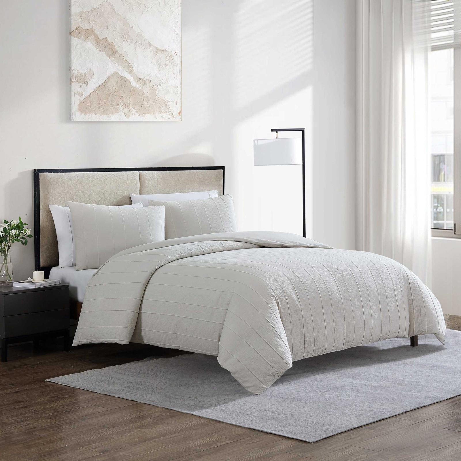 Tucks Cotton Tucked Jacquard 3-Piece Comforter Set 1 Tucks Cotton Tucked Jacquard 3-Piece Comforter Set