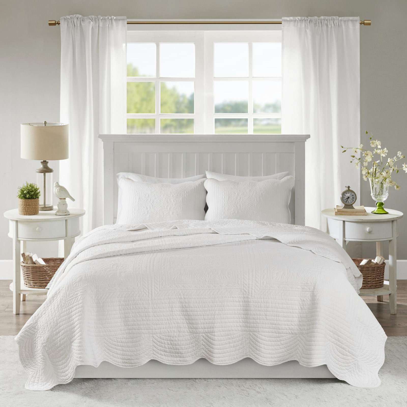 Tuscany Scalloped Edge Reversible 3-Piece Coverlet Set 2 Tuscany Scalloped Edge Reversible 3-Piece Coverlet Set