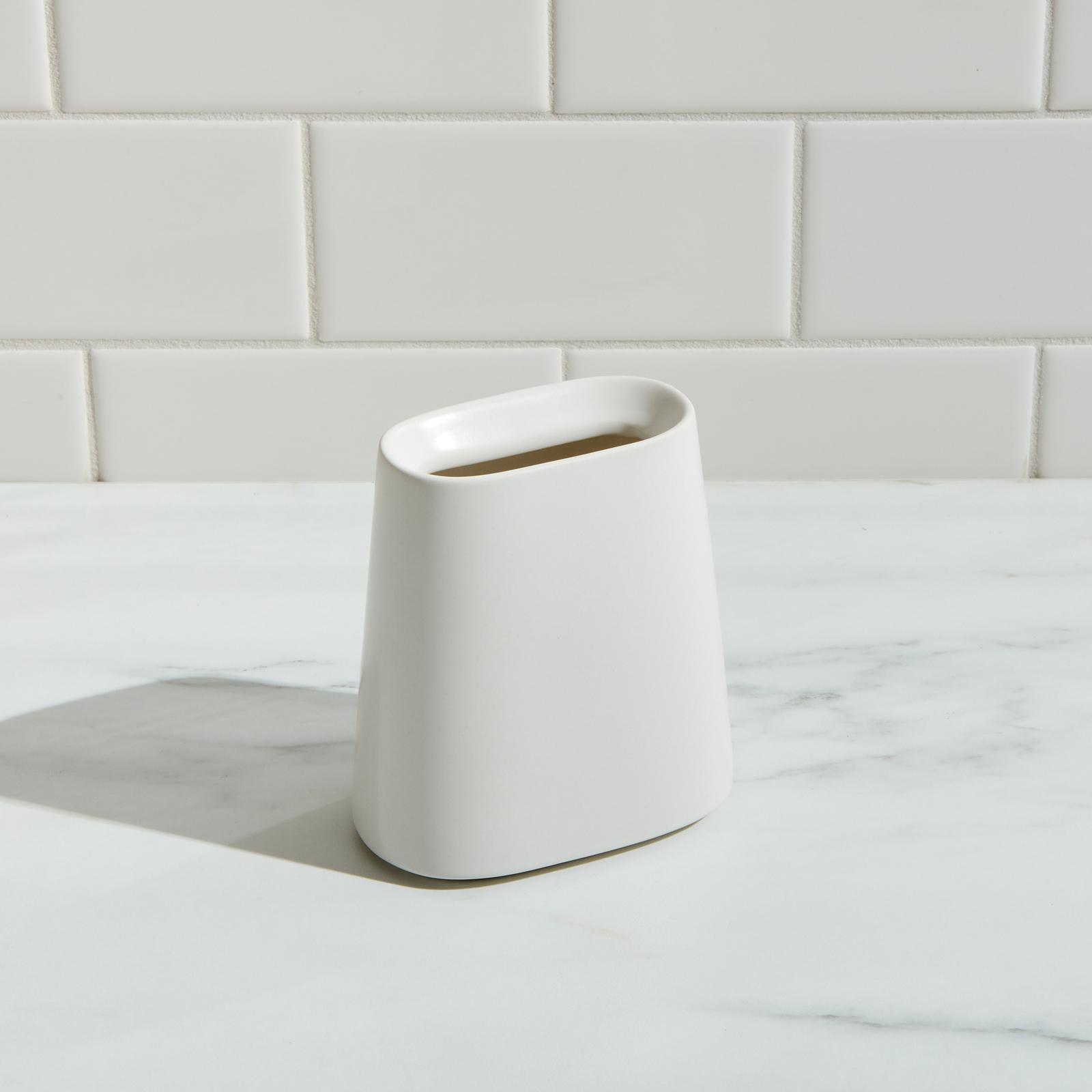 Amy Toothbrush Holder 2 Amy Toothbrush Holder