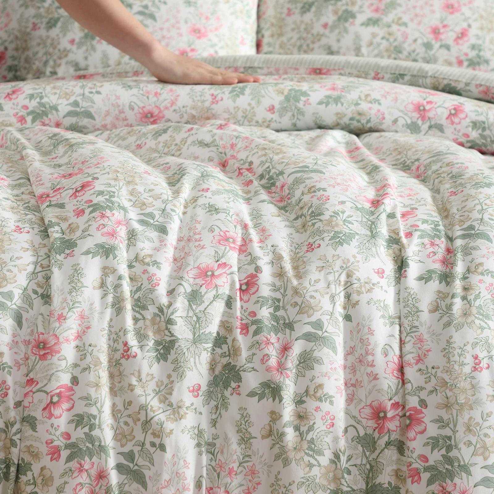 Arden Floral 7-Piece Comforter & Sheet Set 8 Arden Floral 7-Piece Comforter & Sheet Set