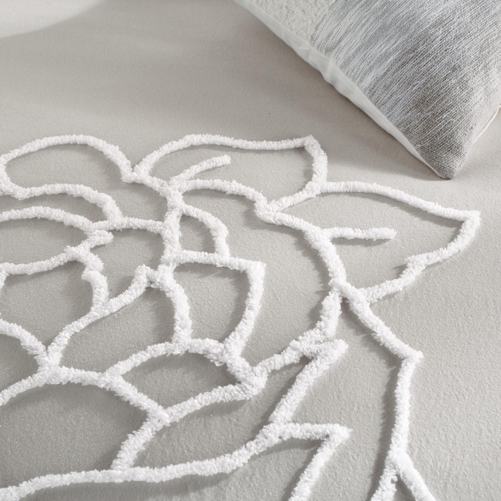 Chenille Rose 3-PIece Comforter Set 5 Chenille Rose 3-PIece Comforter Set