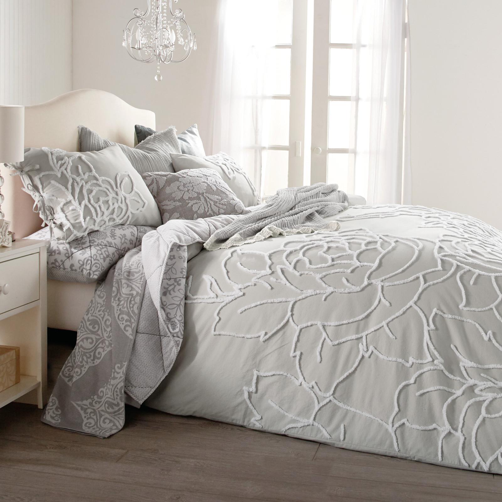 Chenille Rose 3-PIece Comforter Set 7 Chenille Rose 3-PIece Comforter Set