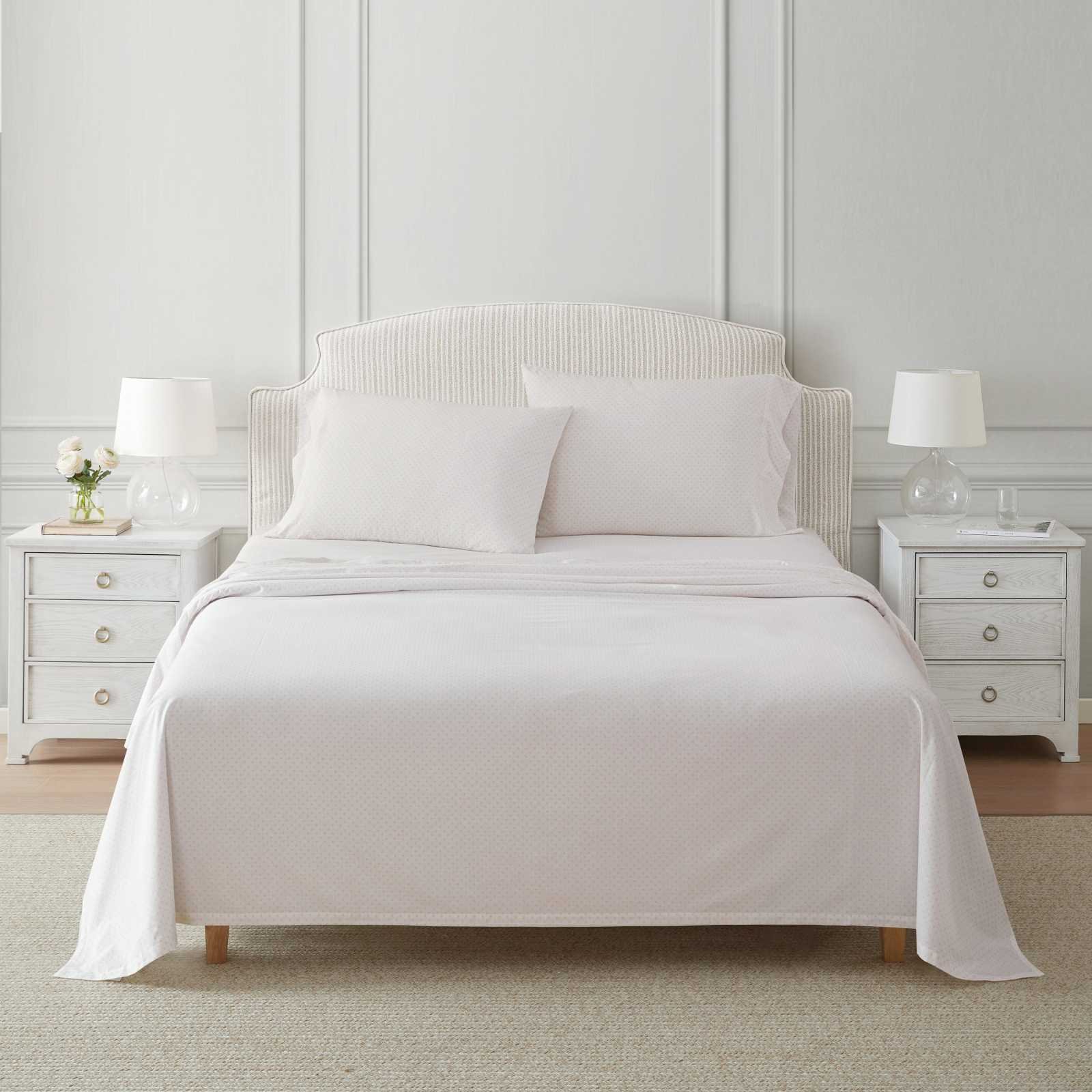 Core Polka Dot Cotton Percale 4-Piece Sheet Set 1 Core Polka Dot Cotton Percale 4-Piece Sheet Set