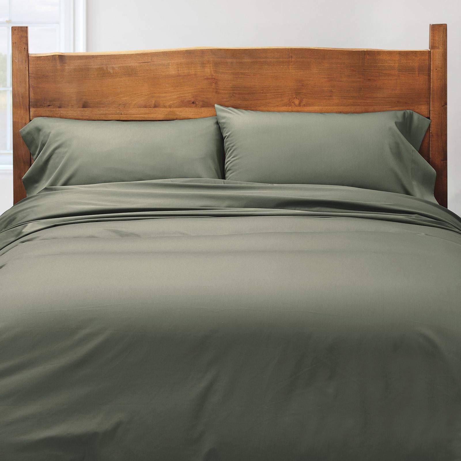 Deluxe 390-Thread Count Comforter Cover 3 Deluxe 390-Thread Count Comforter Cover