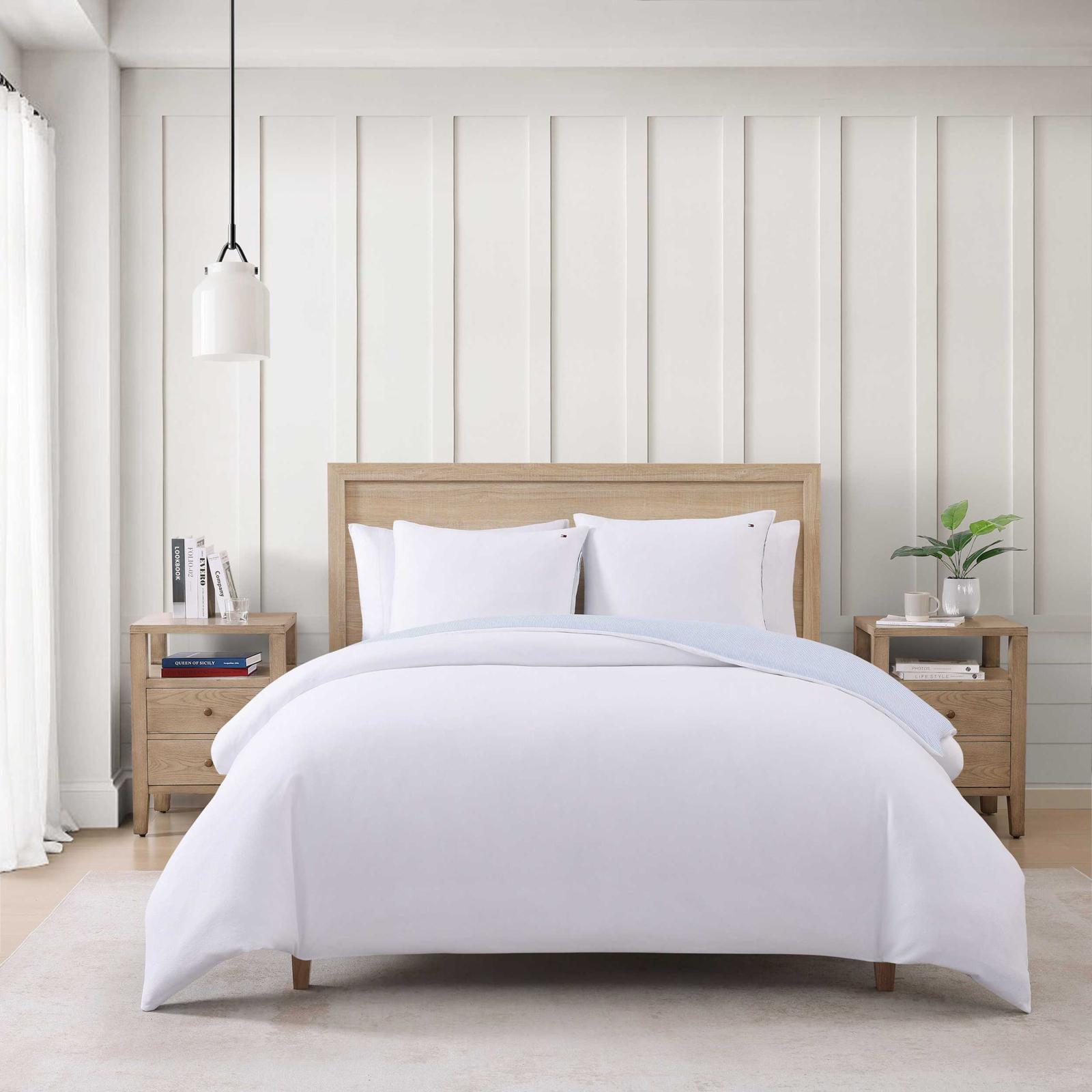Micro Pique 3-Piece Duvet Set 2 Micro Pique 3-Piece Duvet Set