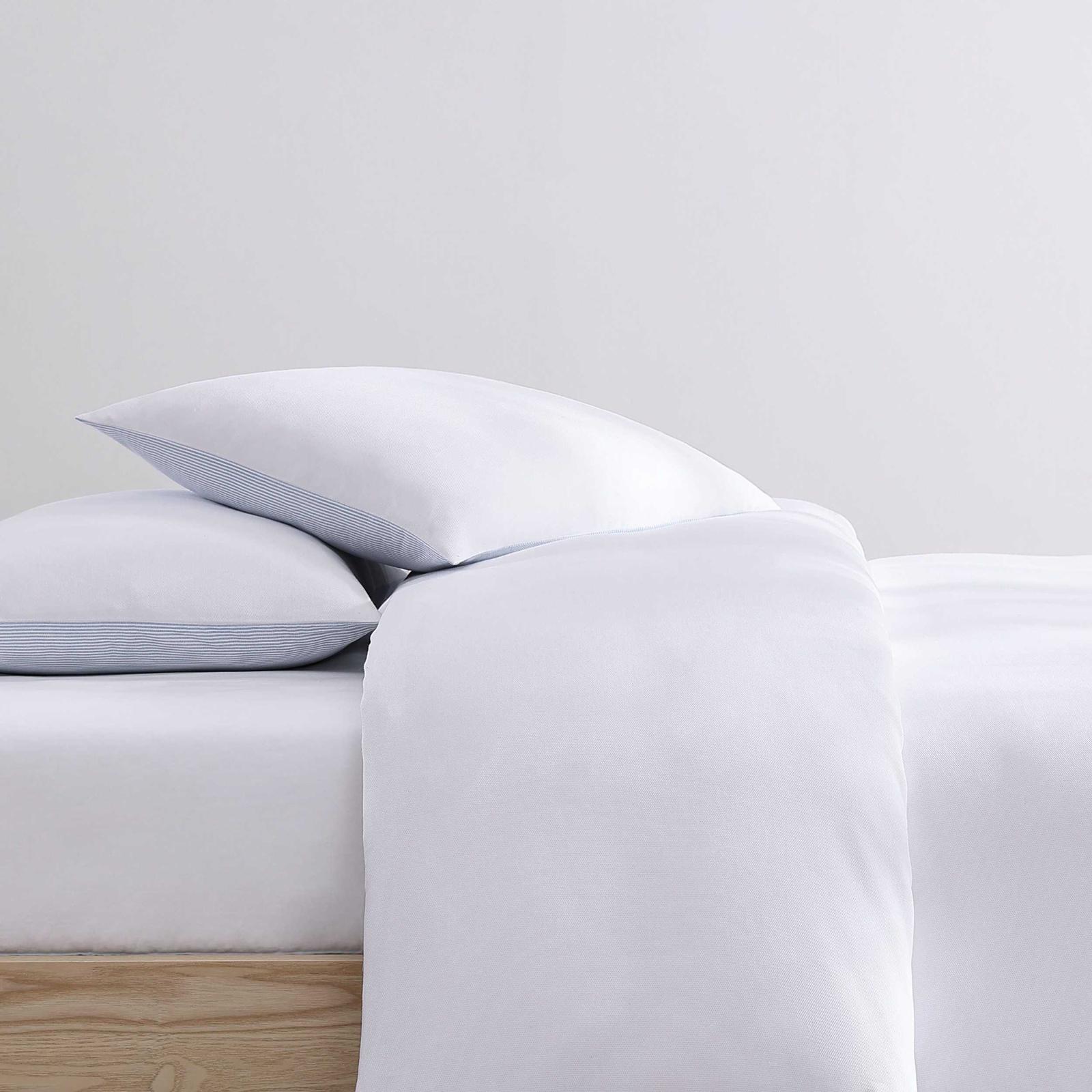 Micro Pique 3-Piece Duvet Set 3 Micro Pique 3-Piece Duvet Set
