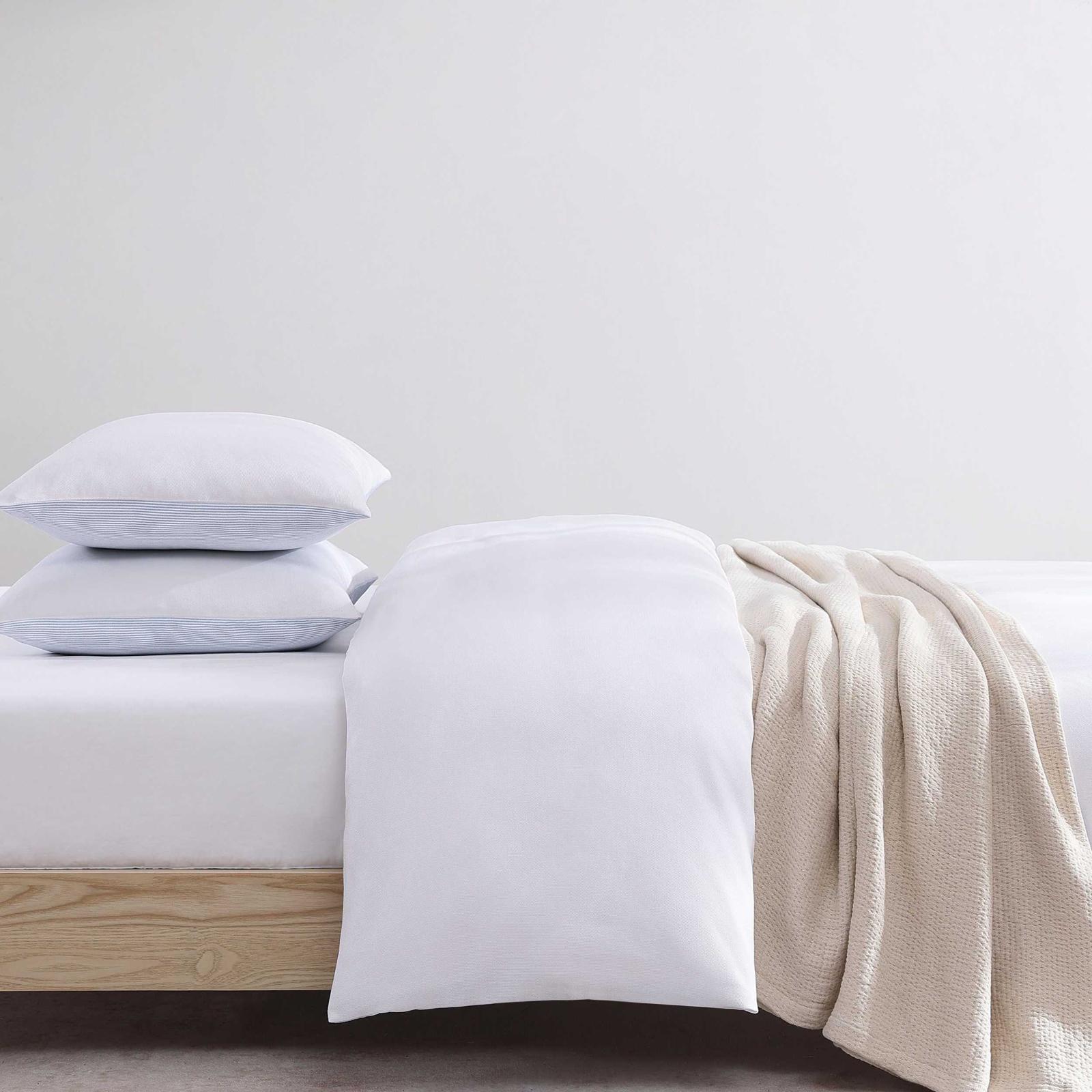 Micro Pique 3-Piece Duvet Set 5 Micro Pique 3-Piece Duvet Set