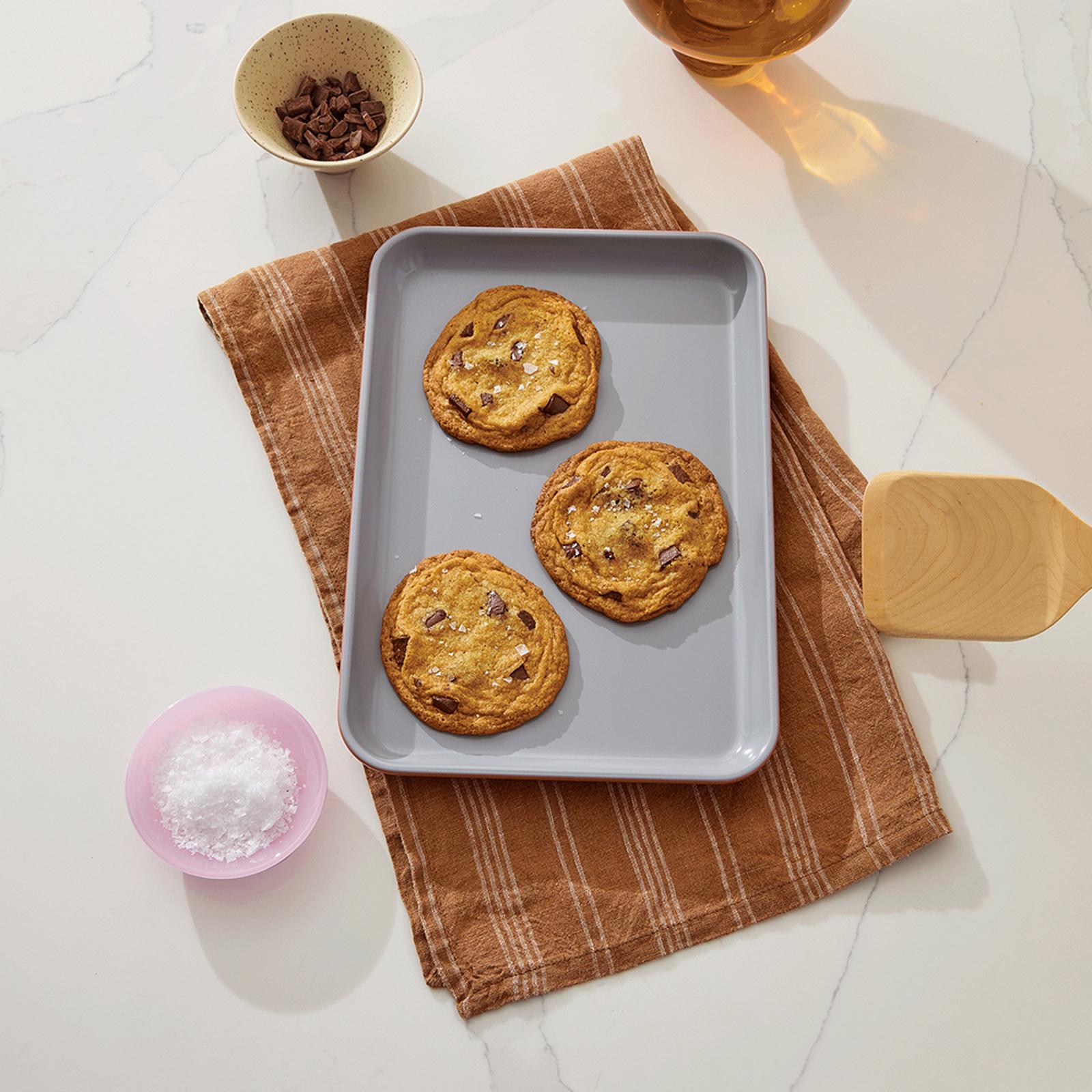 Small Baking Sheet 3 Small Baking Sheet