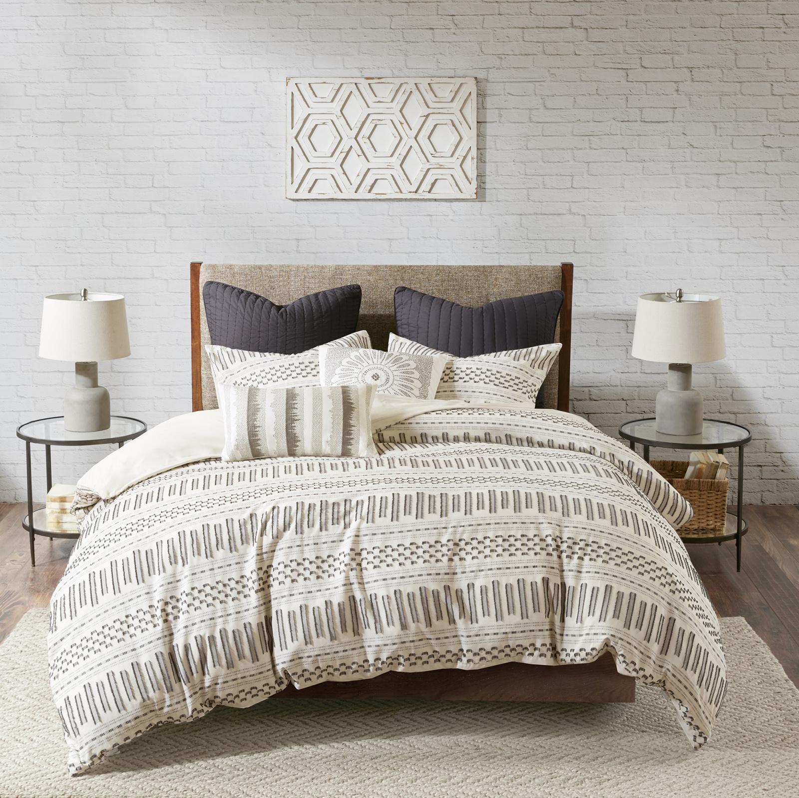 Rhea 3-Piece Cotton Jacquard Comforter Mini Set 3 Rhea 3-Piece Cotton Jacquard Comforter Mini Set