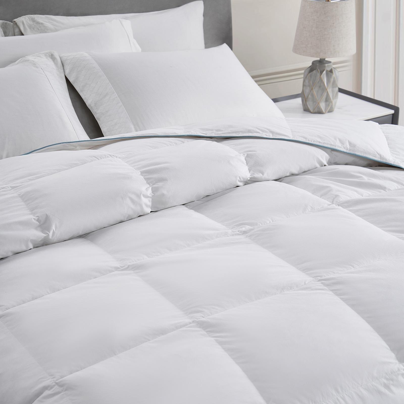 Sleep Climate Feather & Down Blend Comforter with 37.5® Technology 4 Sleep Climate Feather & Down Blend Comforter with 37.5® Technology